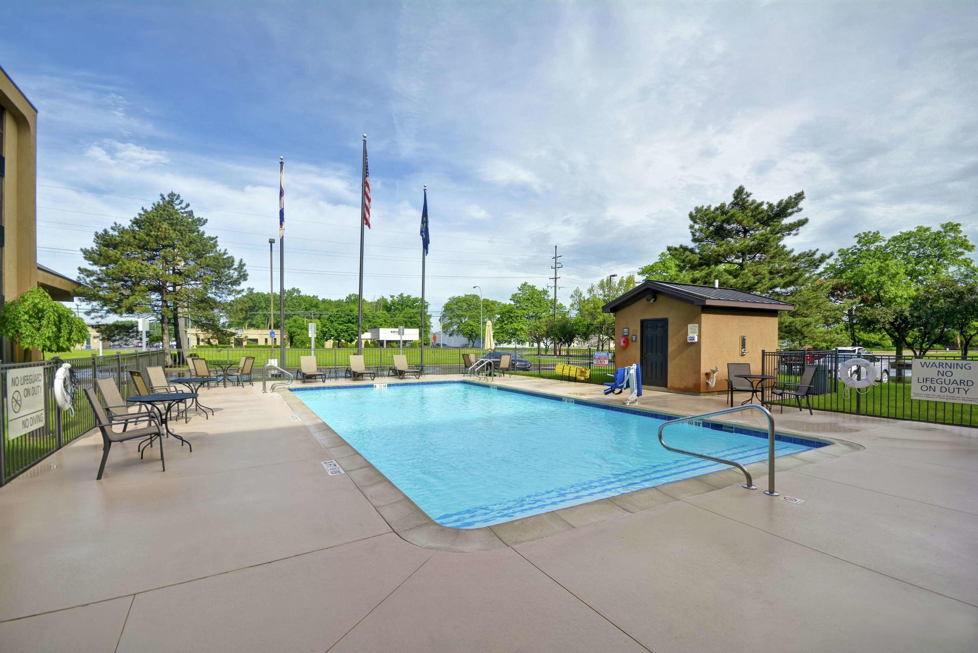 Hampton Inn Detroit/Madison Heights/South Troy — photo 5