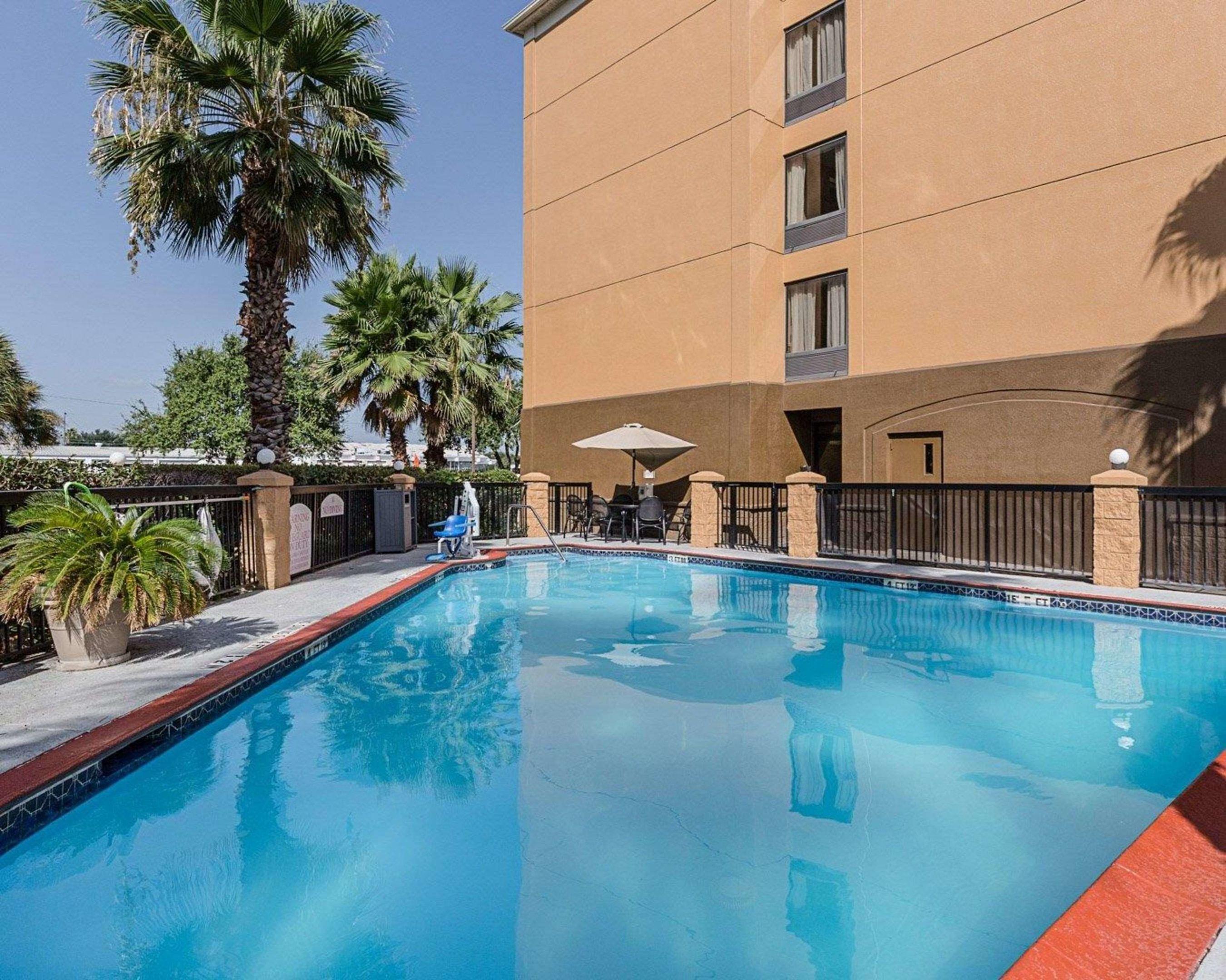 Comfort Inn Southwest Fwy at Westpark — photo 4