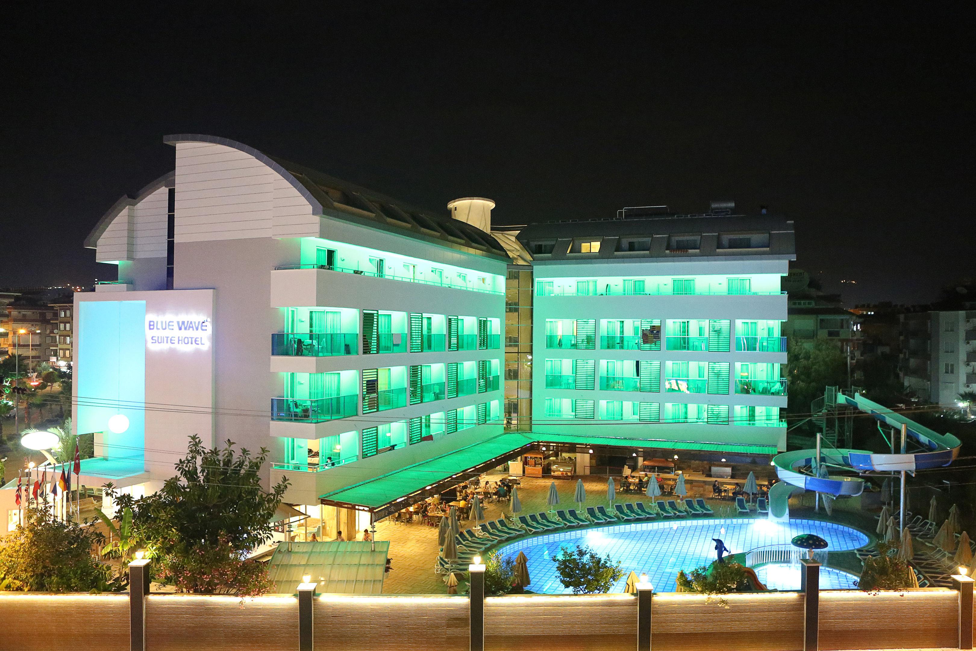 Blue Wave Suite Hotel — photo 5