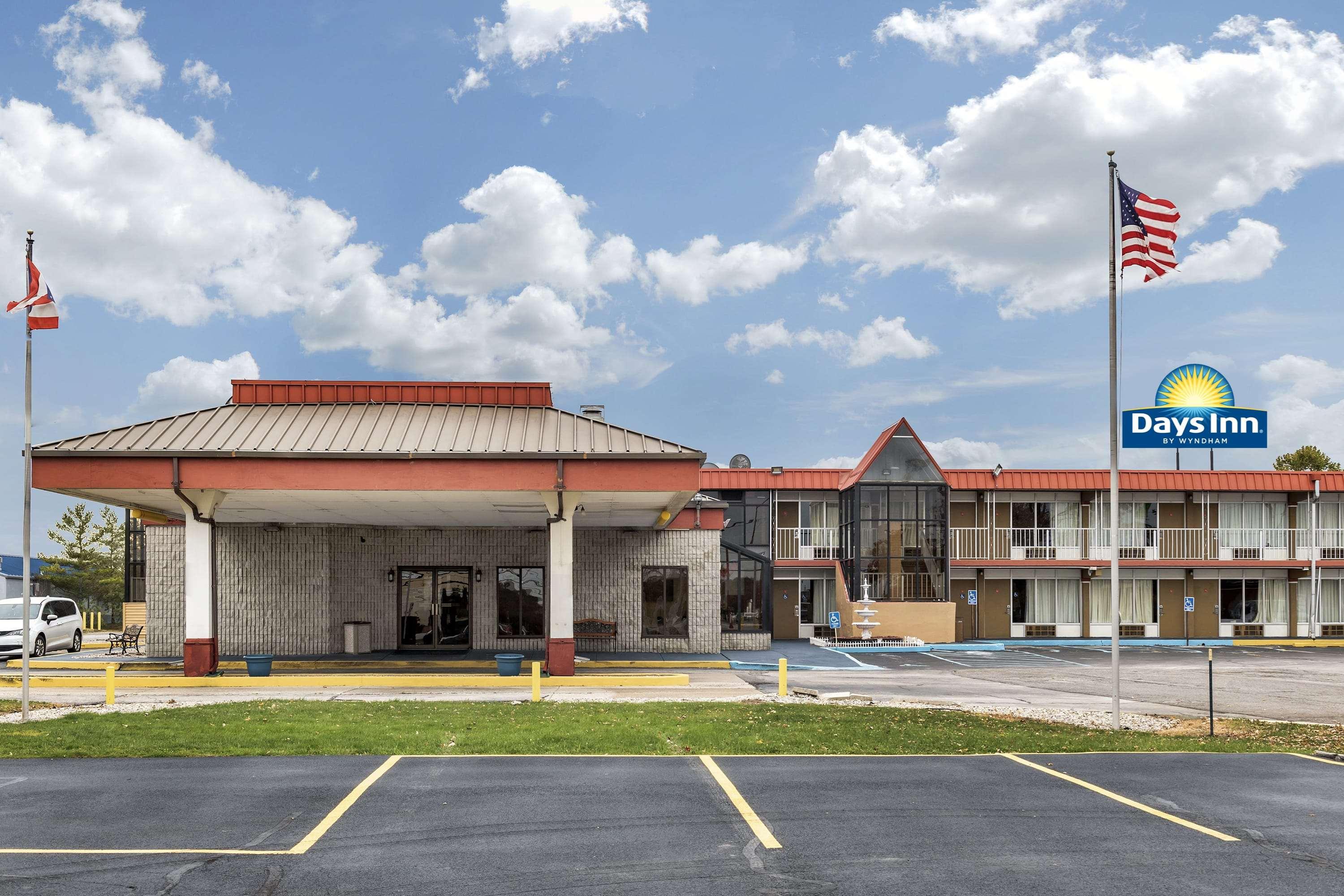 Super 8 by Wyndham Perrysburg — photo 5