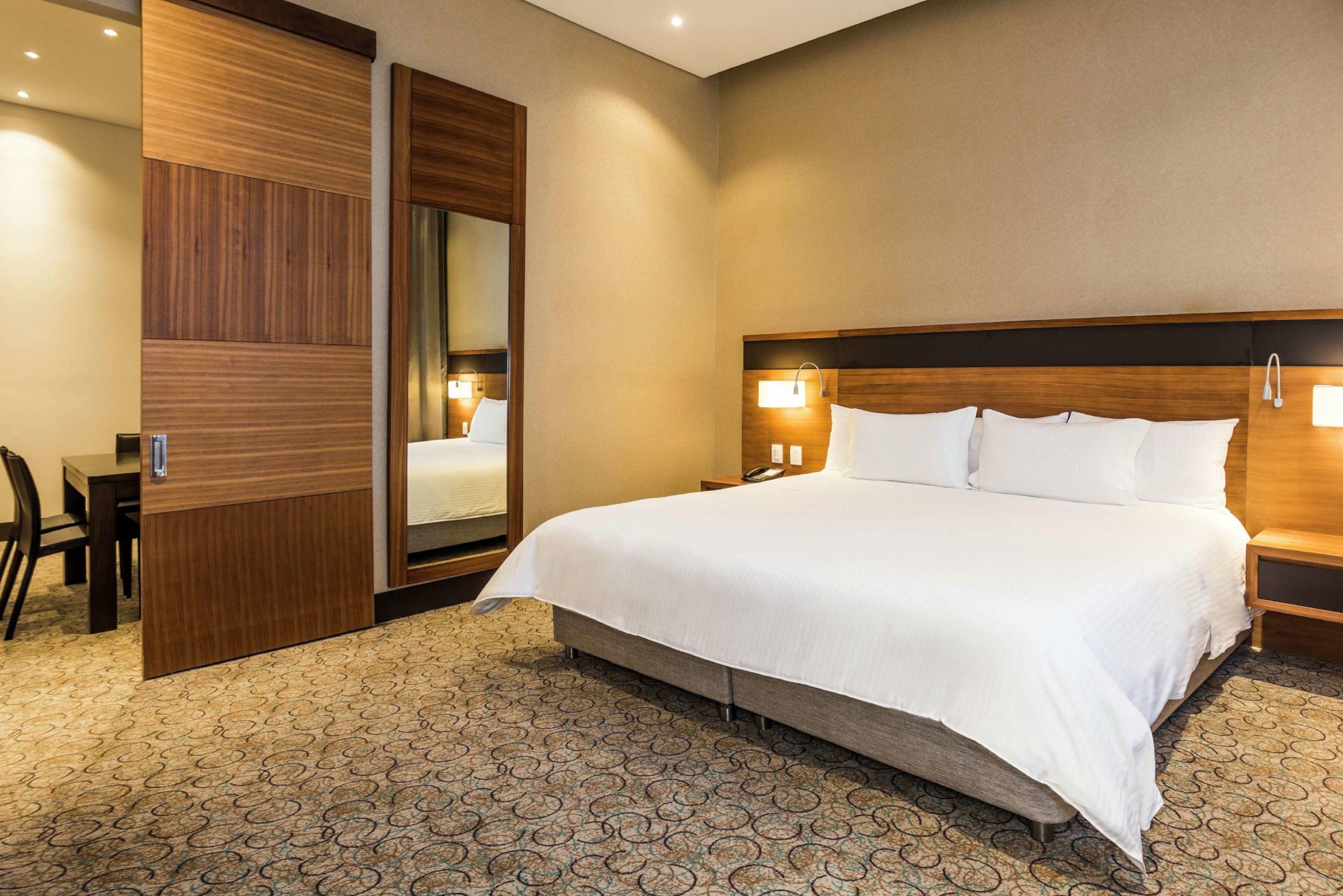 DoubleTree by Hilton Hotel Bogotá - Parque 93 — photo 4