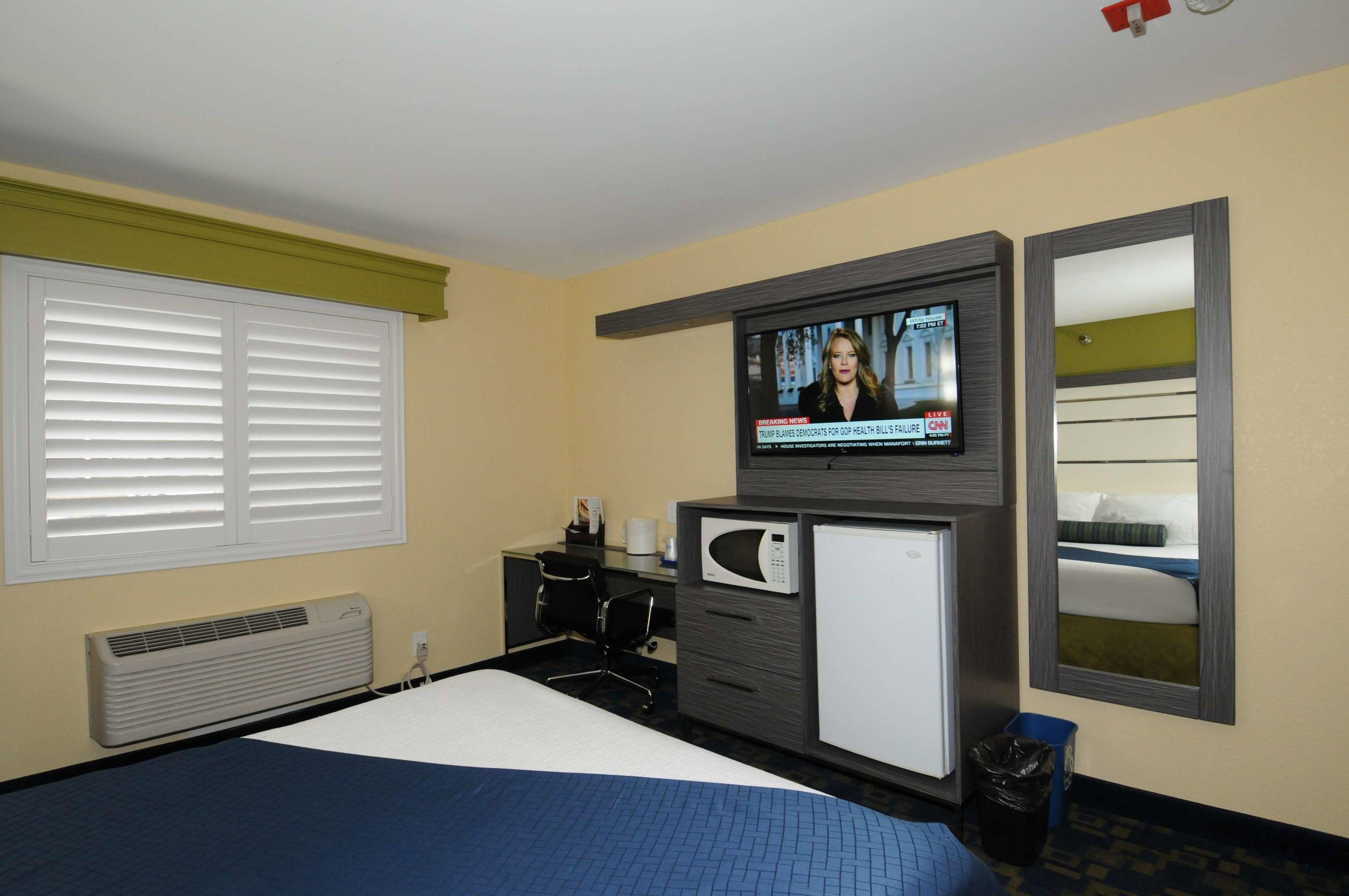 Best Western Antelope Inn & Suites — photo 5