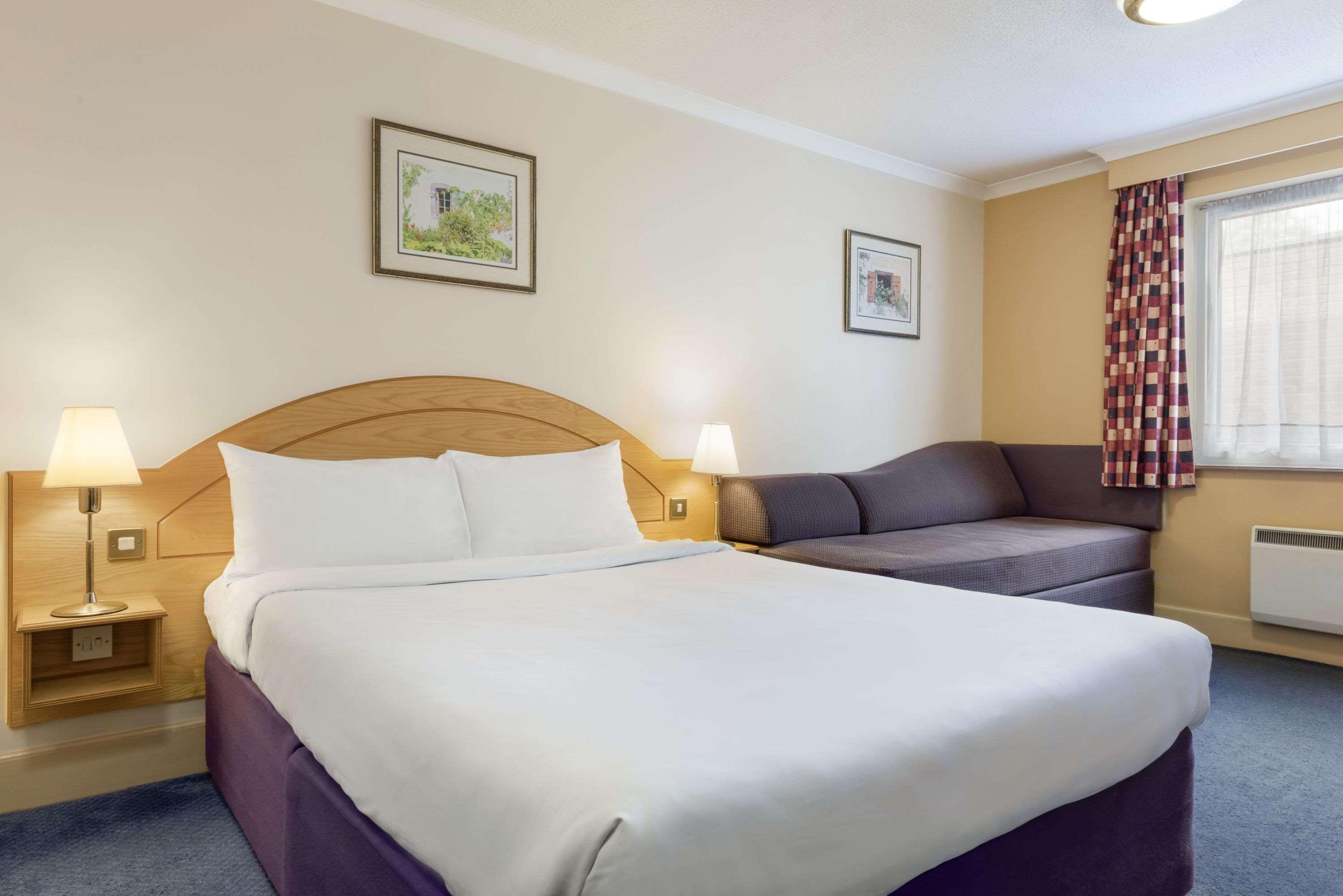 Days Inn Watford Gap — photo 4