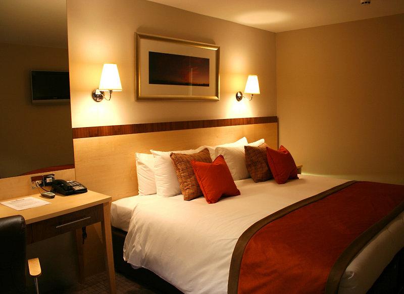 Cambridge Bar Hill Hotel, BW Signature Collection — photo 4