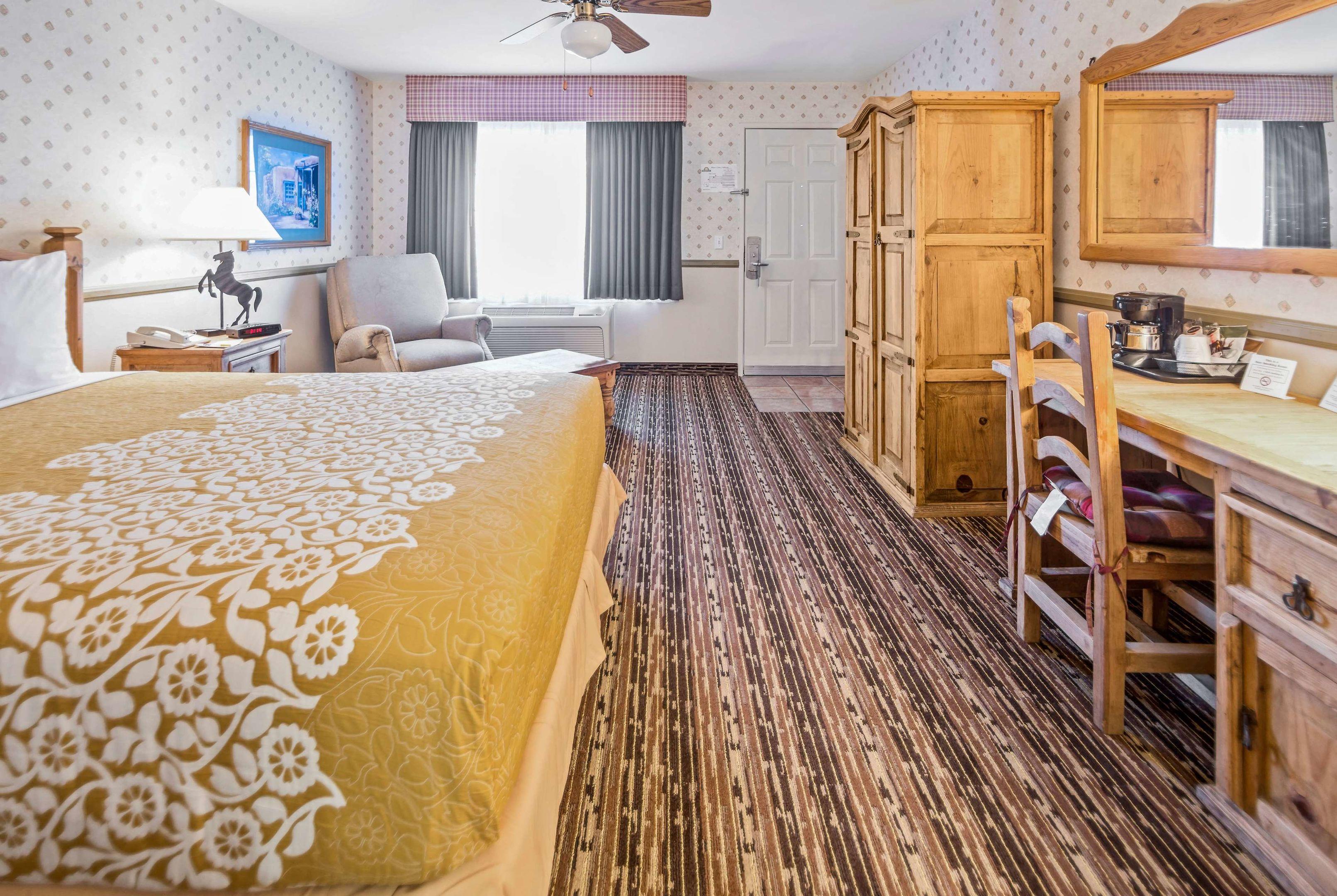 Days Inn by Wyndham Lebec — photo 5