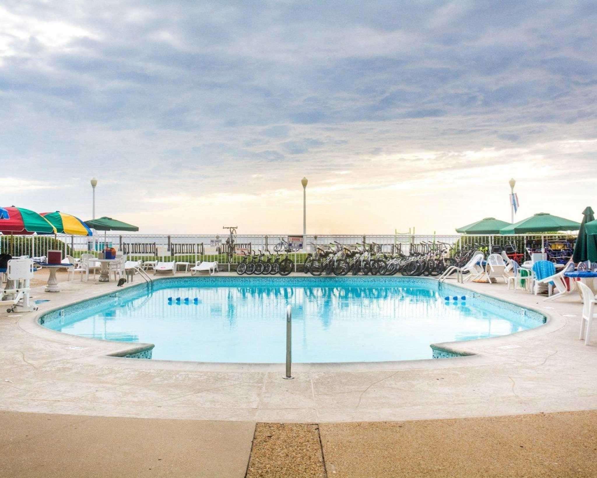 Quality Inn & Suites Oceanfront — photo 4
