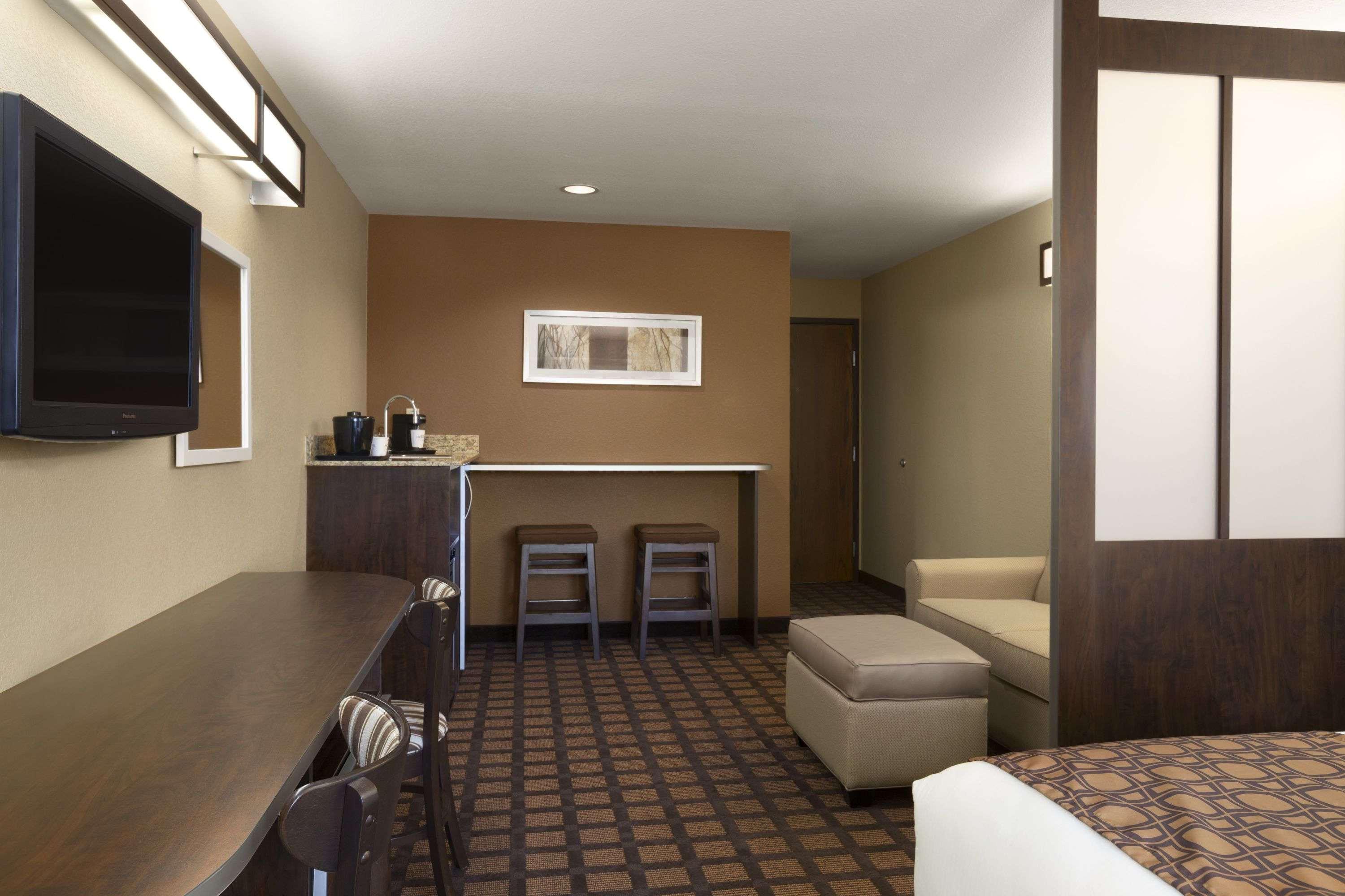 Microtel Inn & Suites by Wyndham Odessa — photo 5