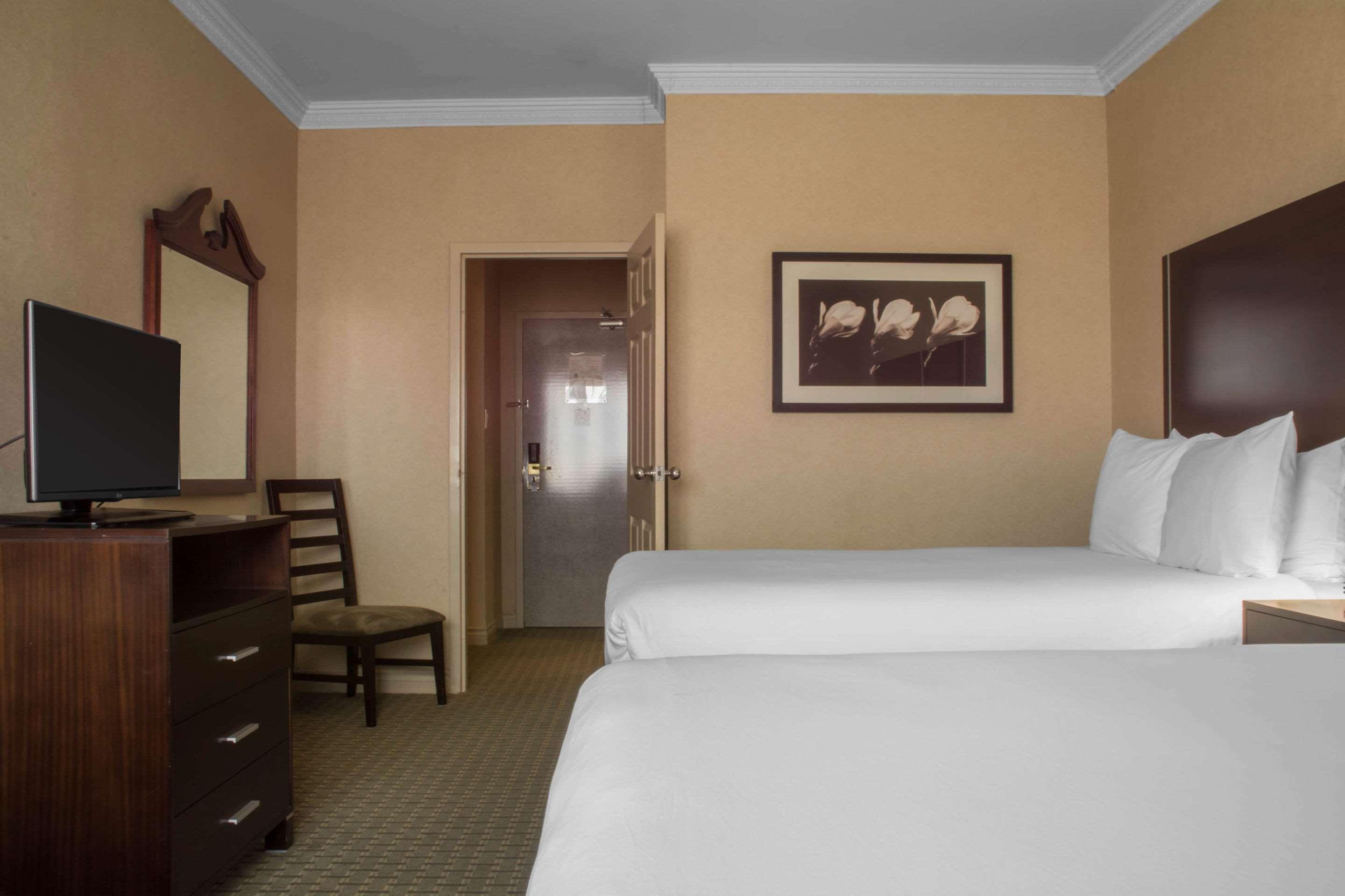 Quality Suites — photo 4