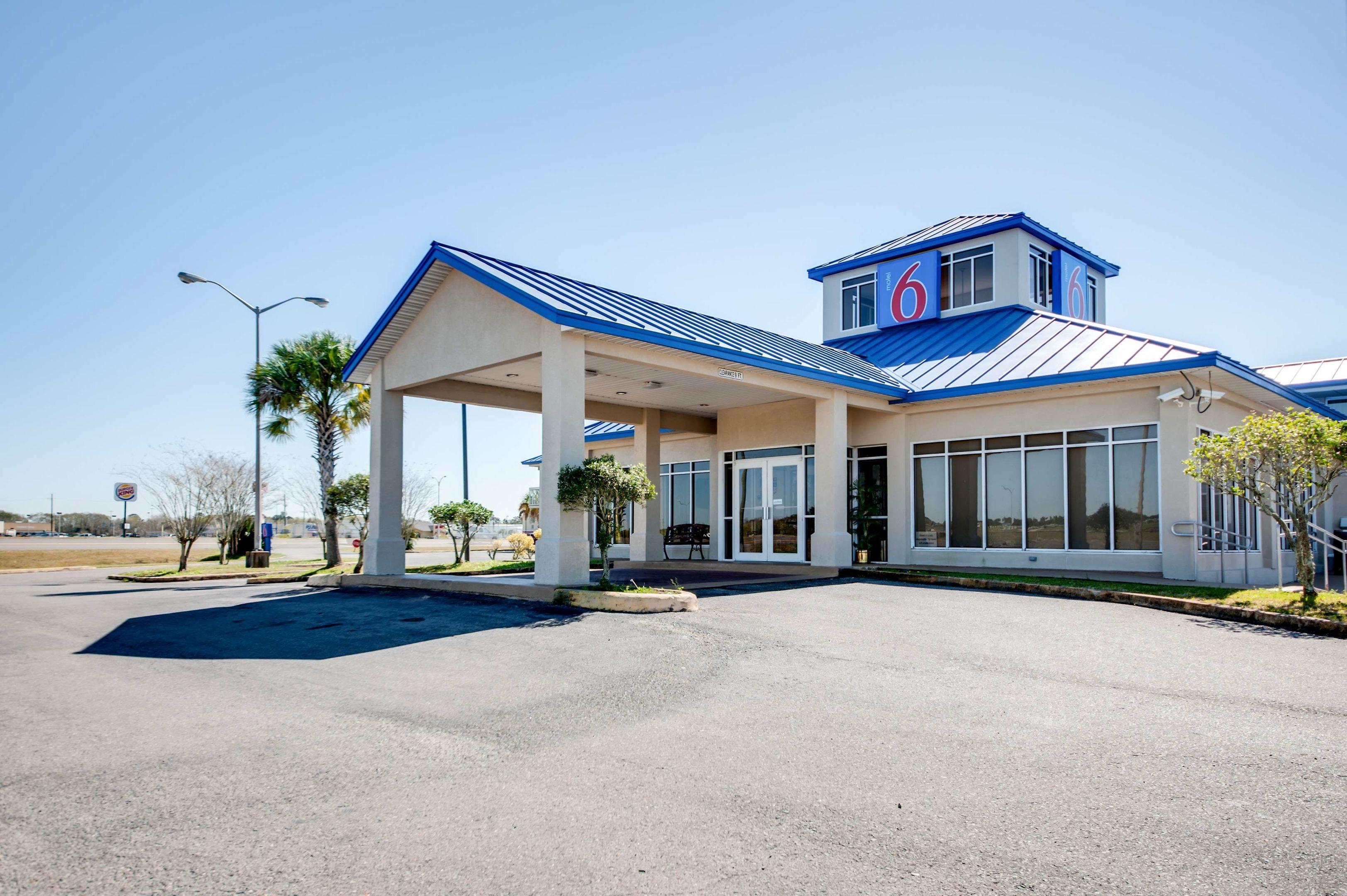 Motel 6 Jennings — photo 4