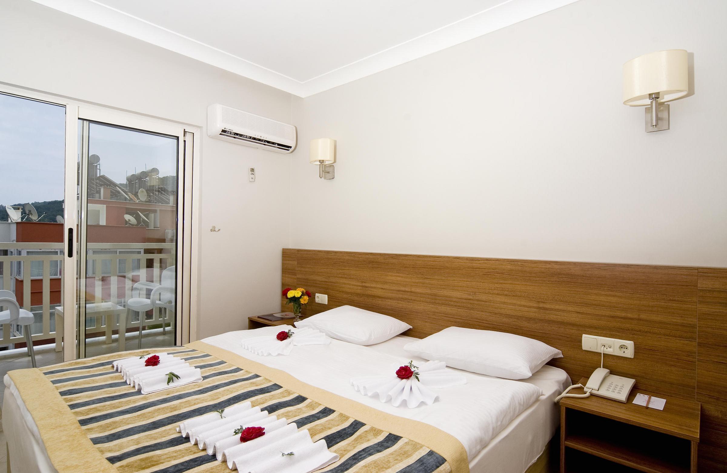 Viking Suite Hotel — photo 4