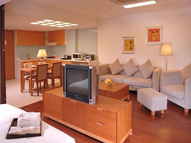 Gloria Plaza Kangqiao Shanghai — photo 3