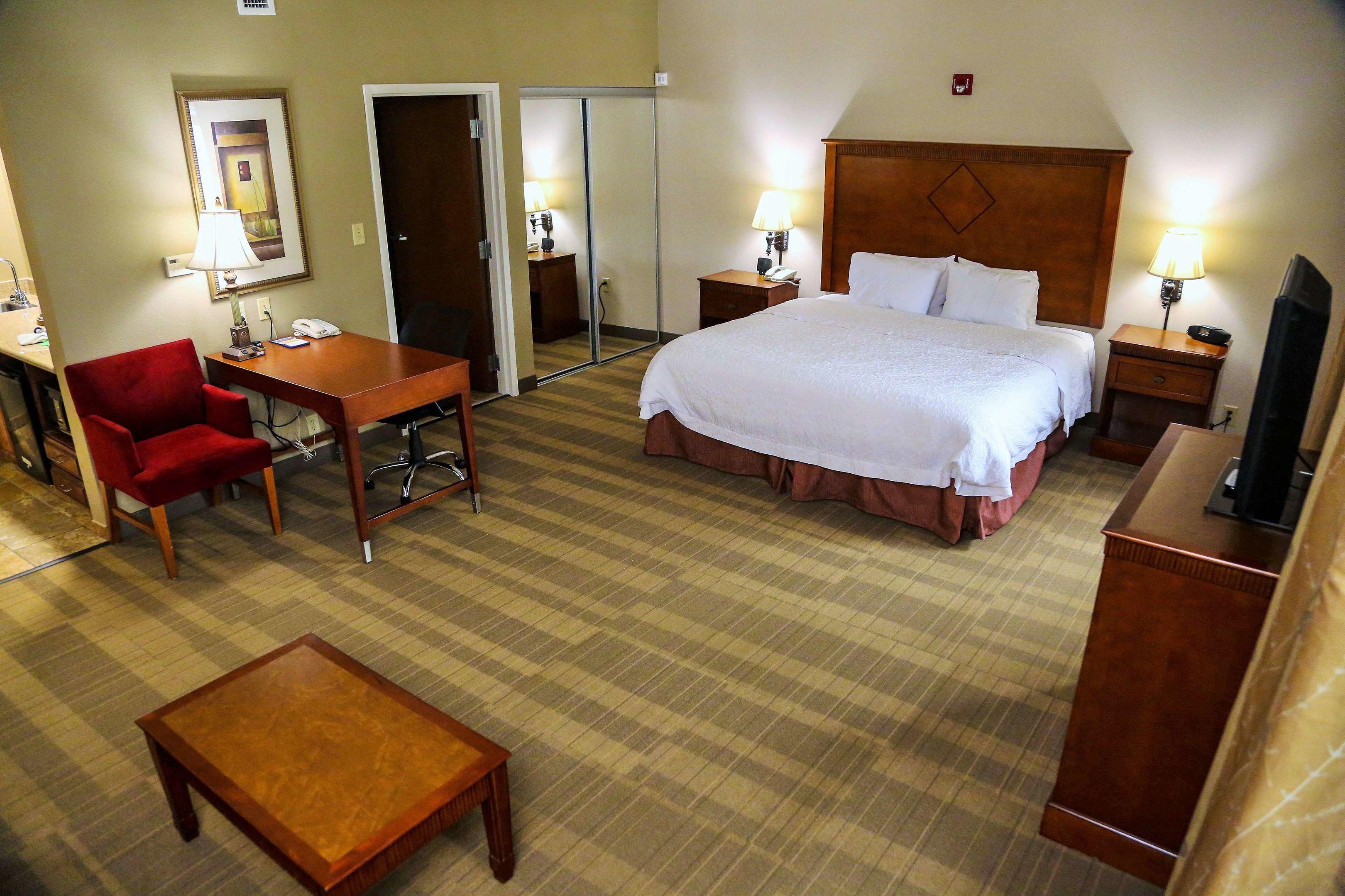 Hampton Inn & Suites McComb — photo 5