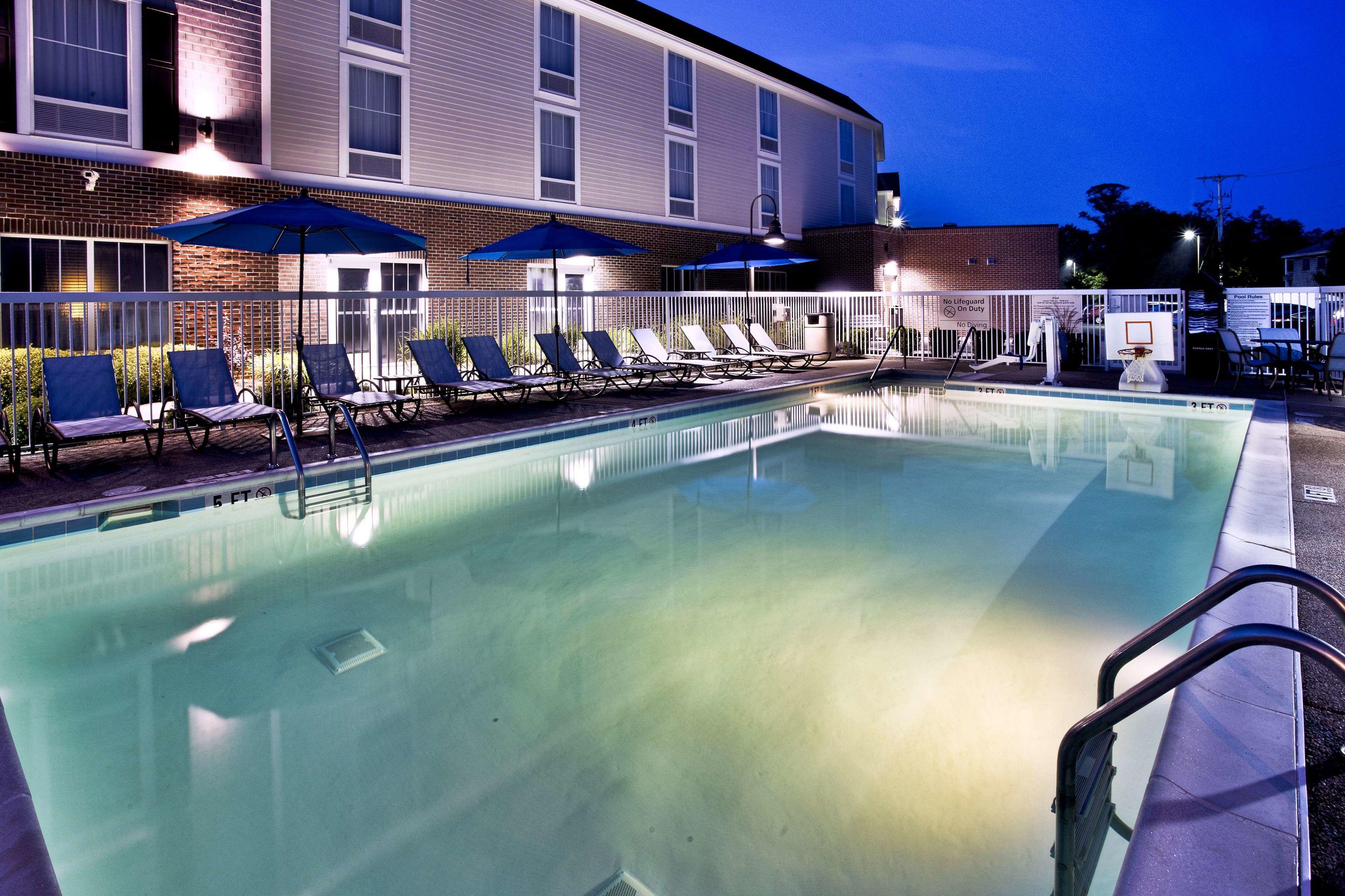 Hampton Inn & Suites Cape Cod - West Yarmouth — photo 3