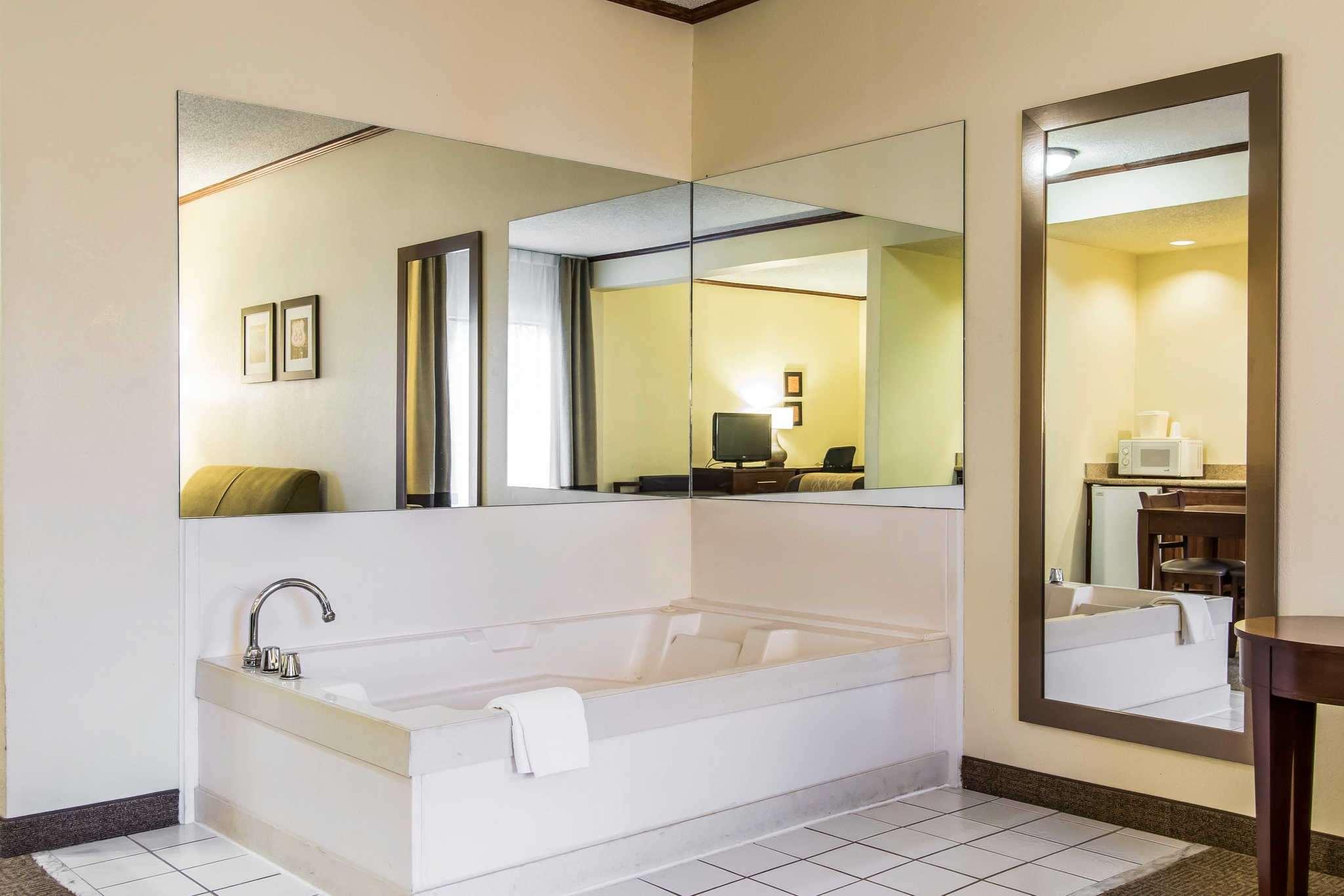 Comfort Inn & Suites  Ardmore — photo 4