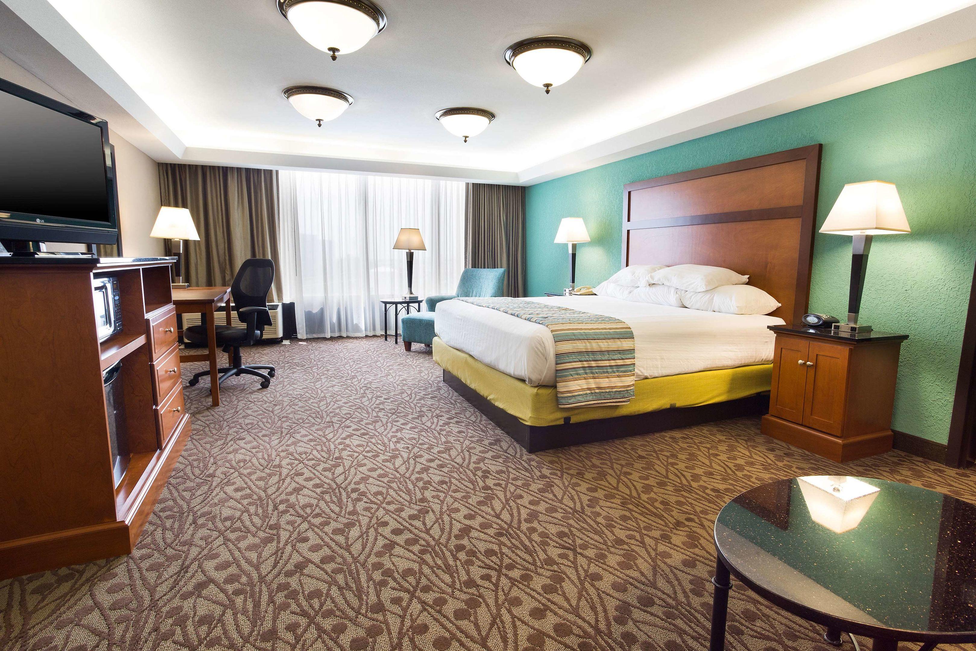 Drury Inn & Suites Airport Atlanta — photo 4