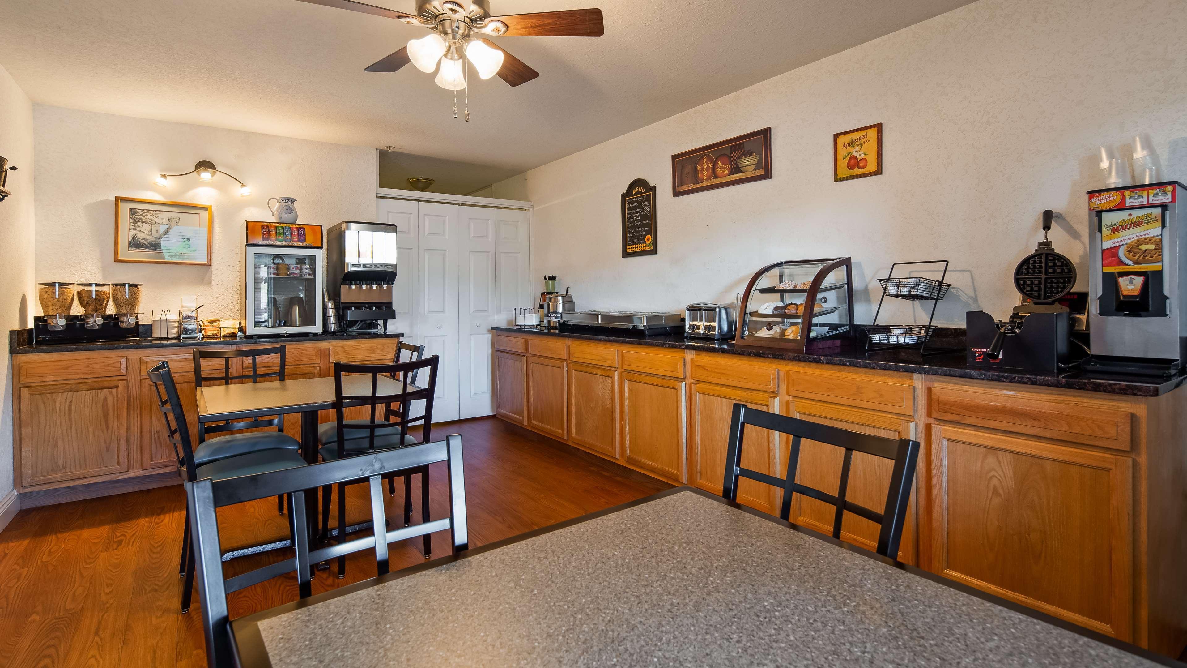 SureStay Plus Hotel by Best Western Berkeley Springs — photo 4
