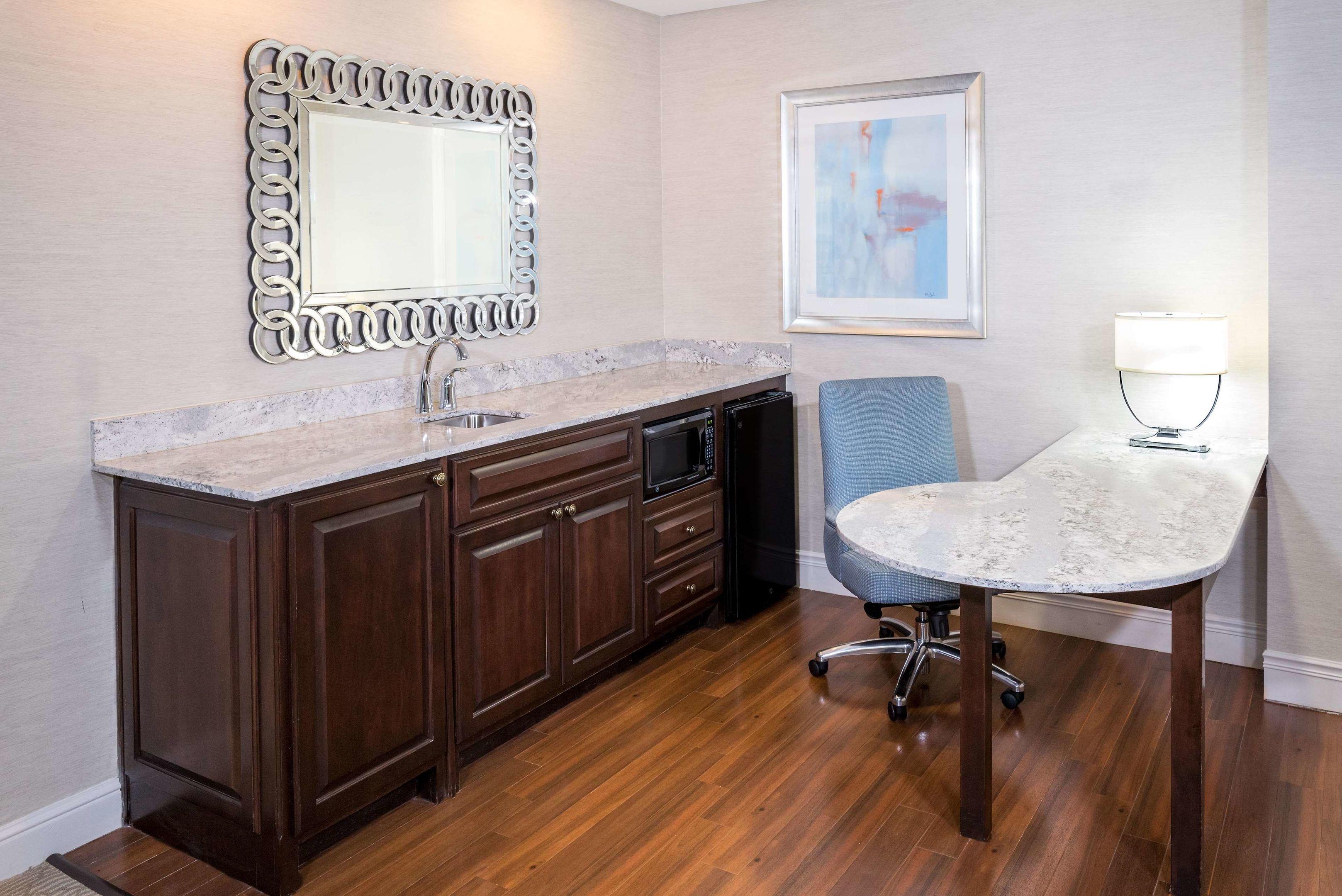 Hampton Inn & Suites Charlotte/South Park — photo 4