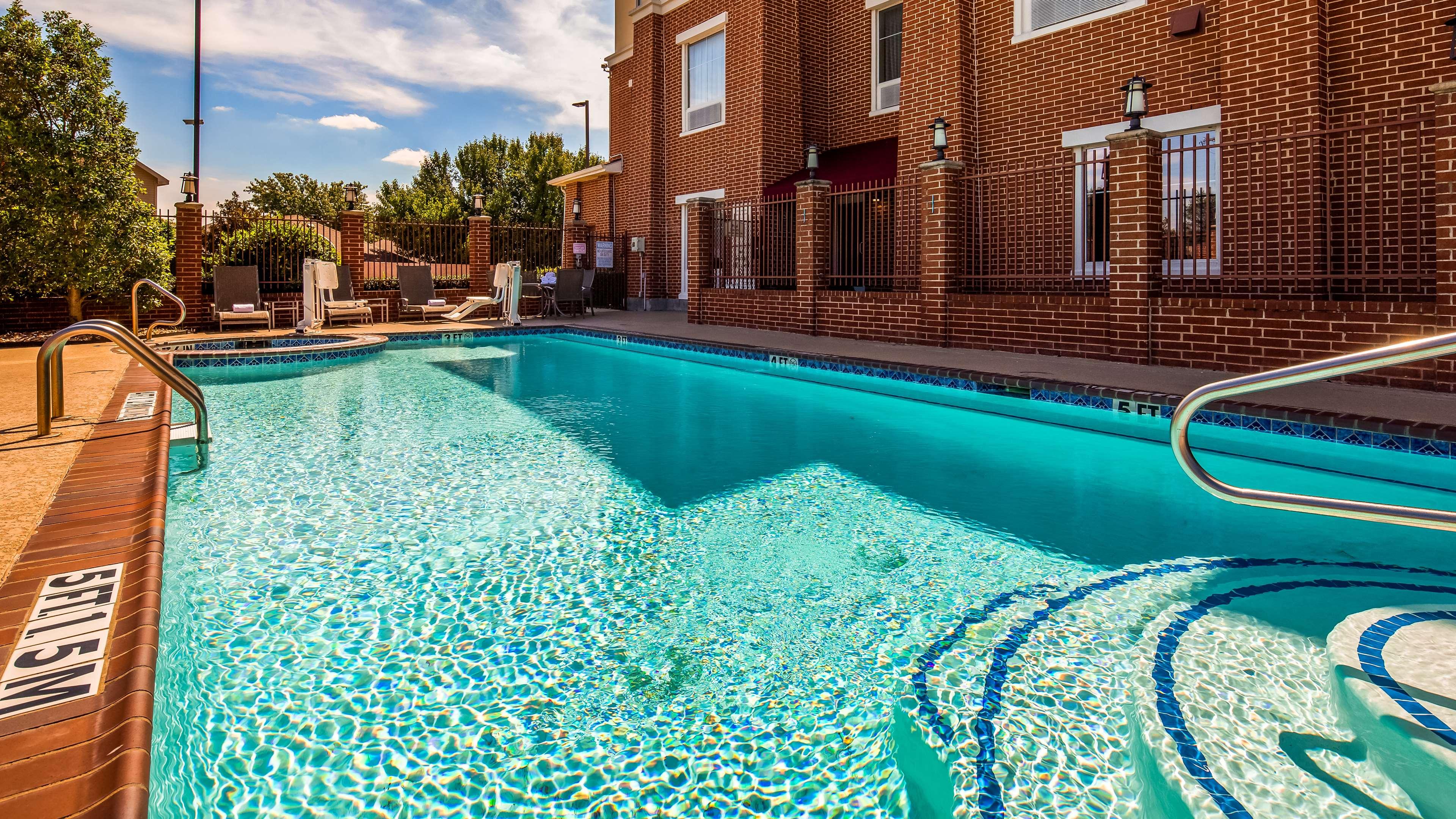 Best Western Plus Duncanville Dallas — photo 5