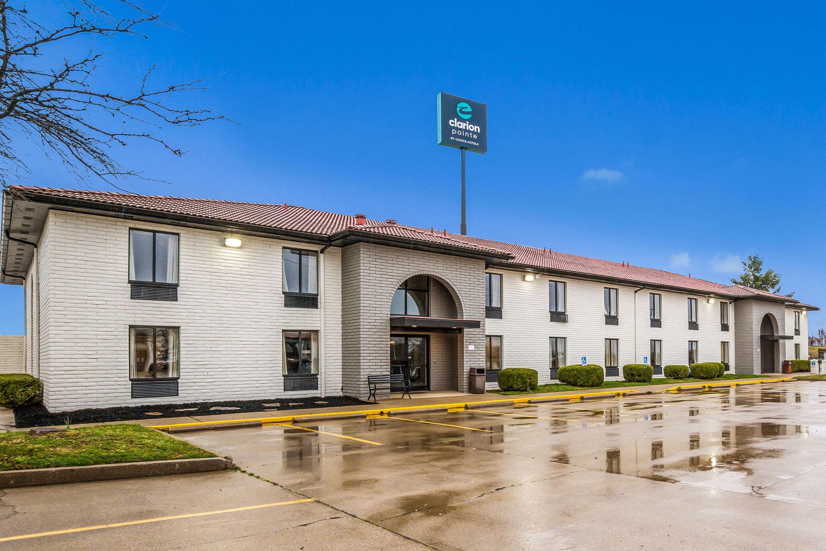 Clarion Inn — photo 4
