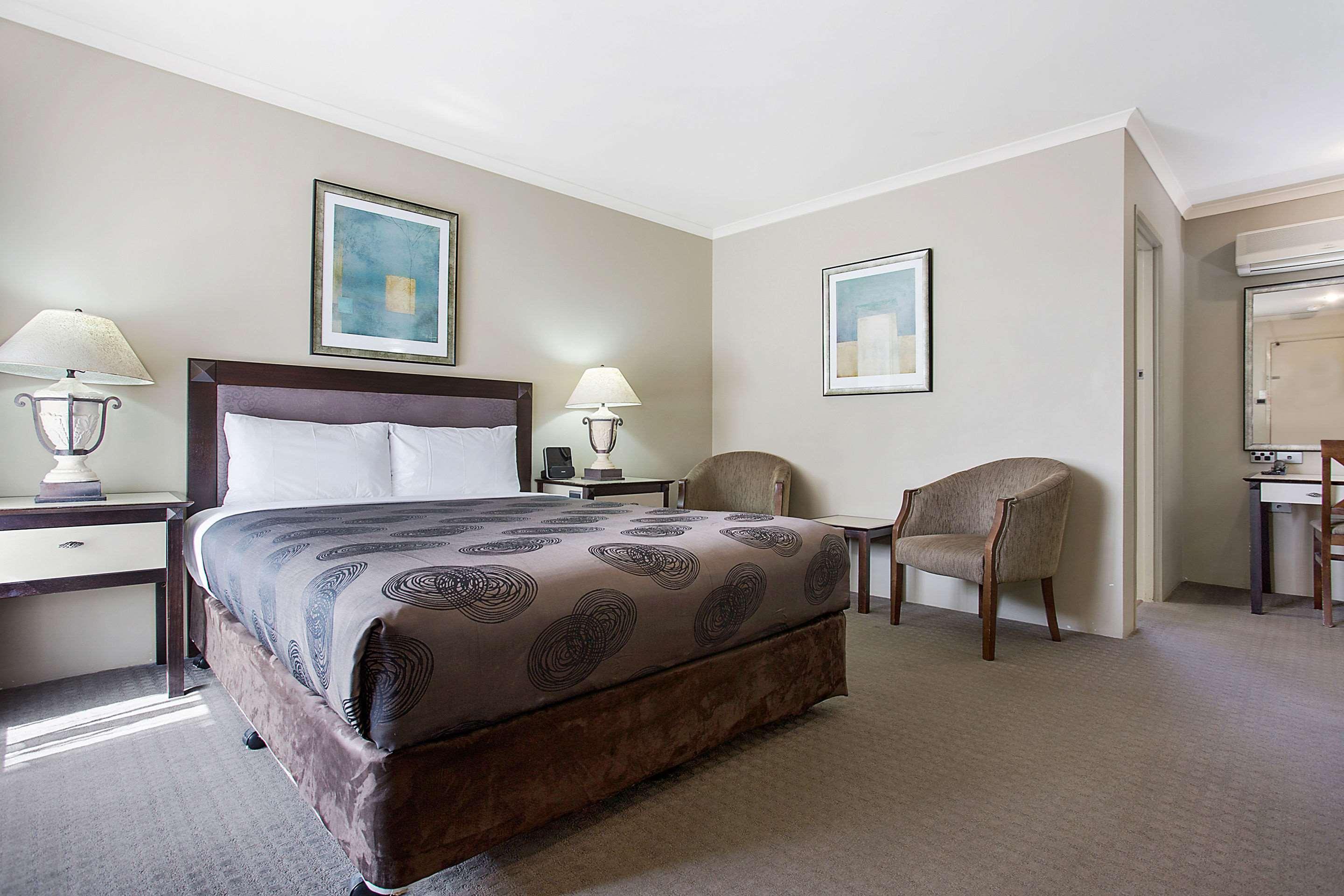 Comfort Inn On Raglan — photo 5