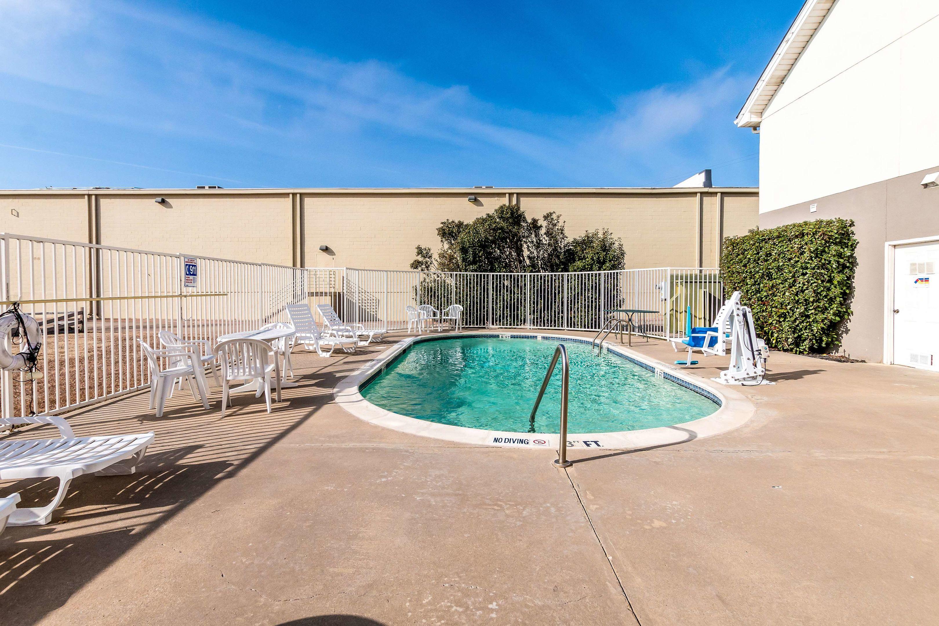 Motel 6 North Richland Hills - NE Ft Worth — photo 4