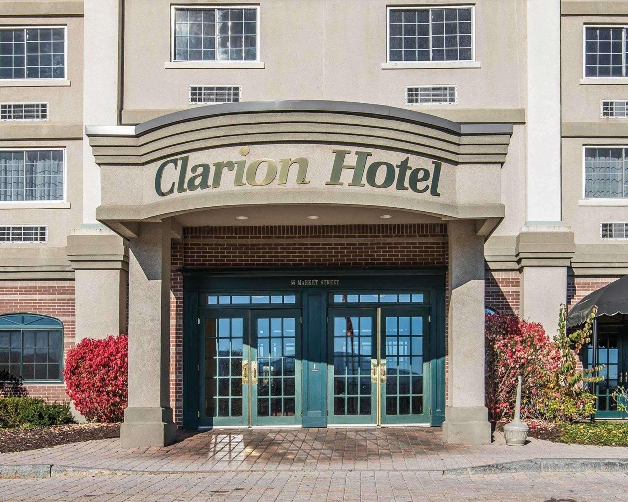 Clarion Hotel - Downtown - University Area — photo 4