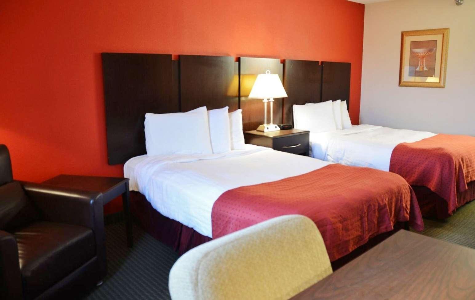 Country Hearth Inn & Suites Kenton — photo 5