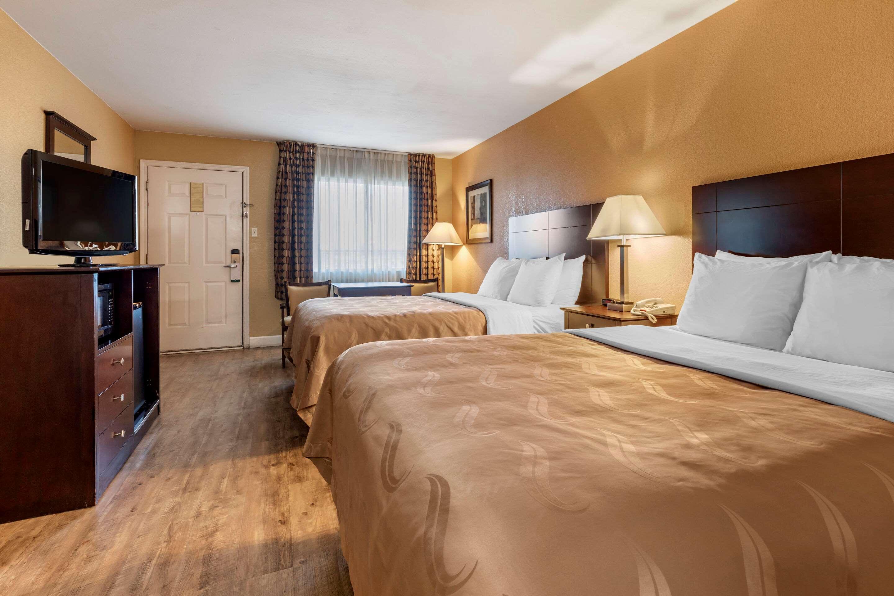 Quality Inn Russellville — photo 4