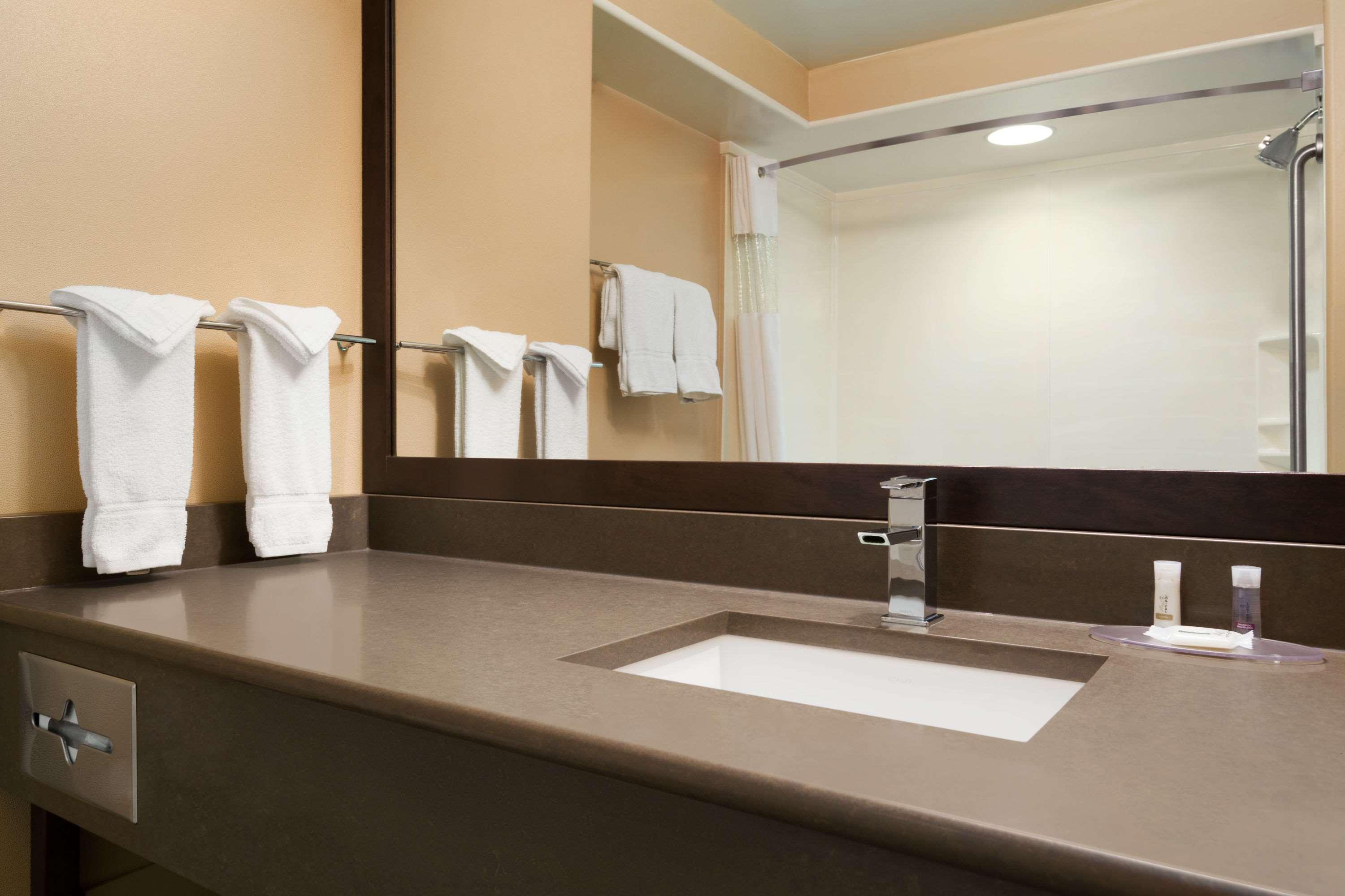 Days Inn & Suites Brandon — photo 5