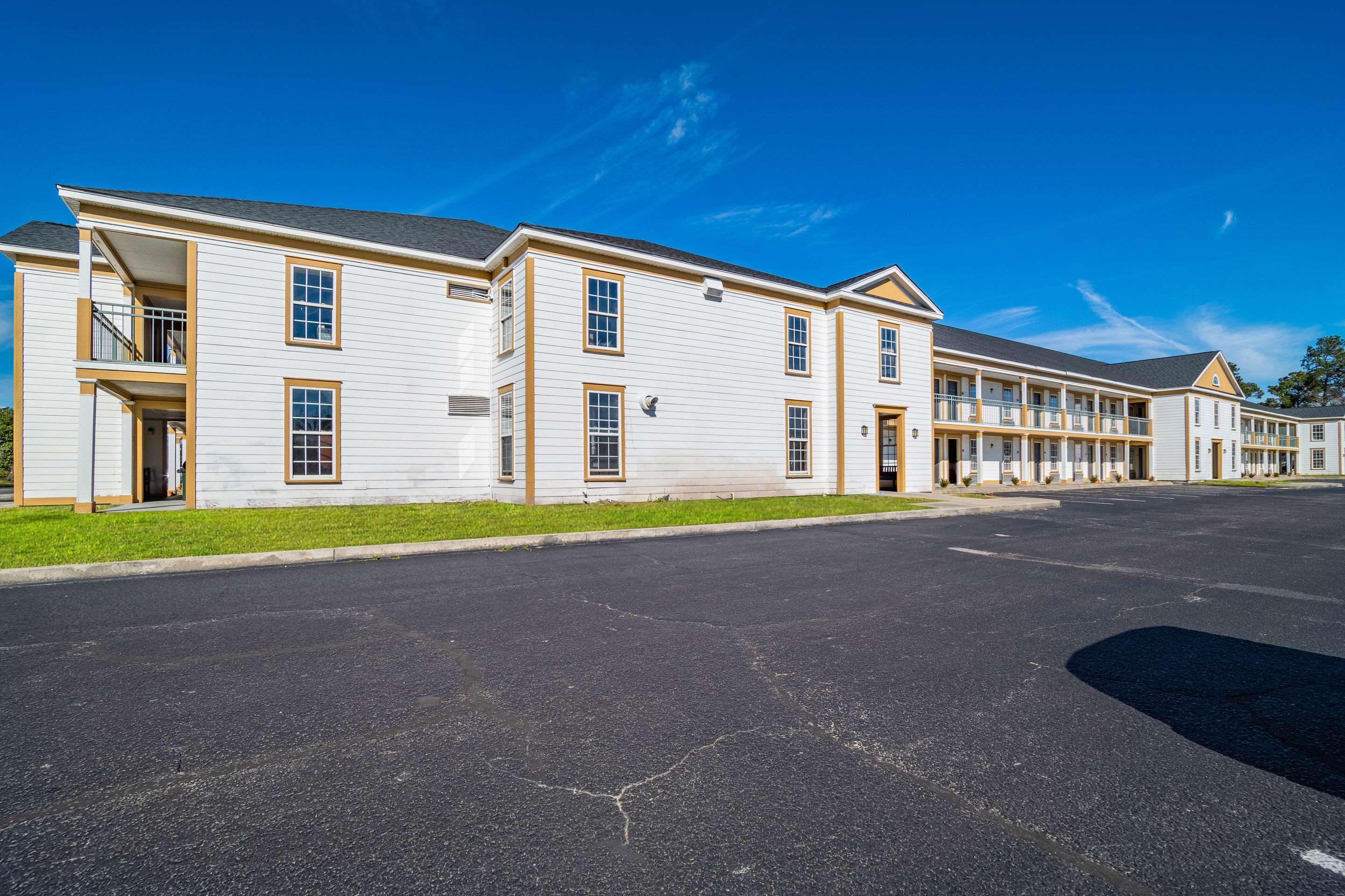 Quality Inn & Suites — photo 3