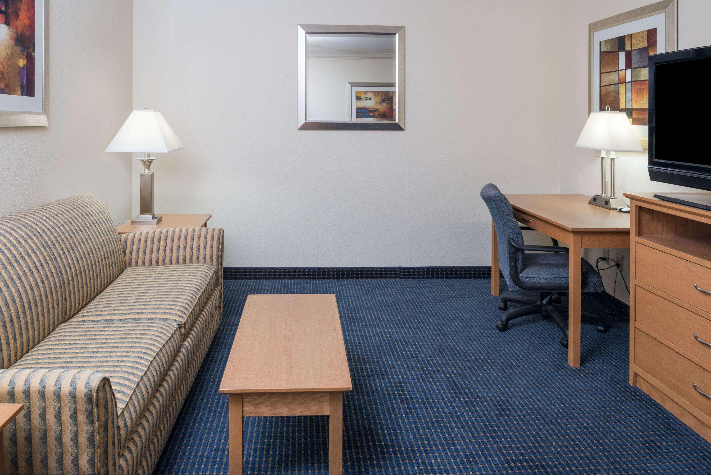 Wingate by Wyndham - Spokane — photo 4