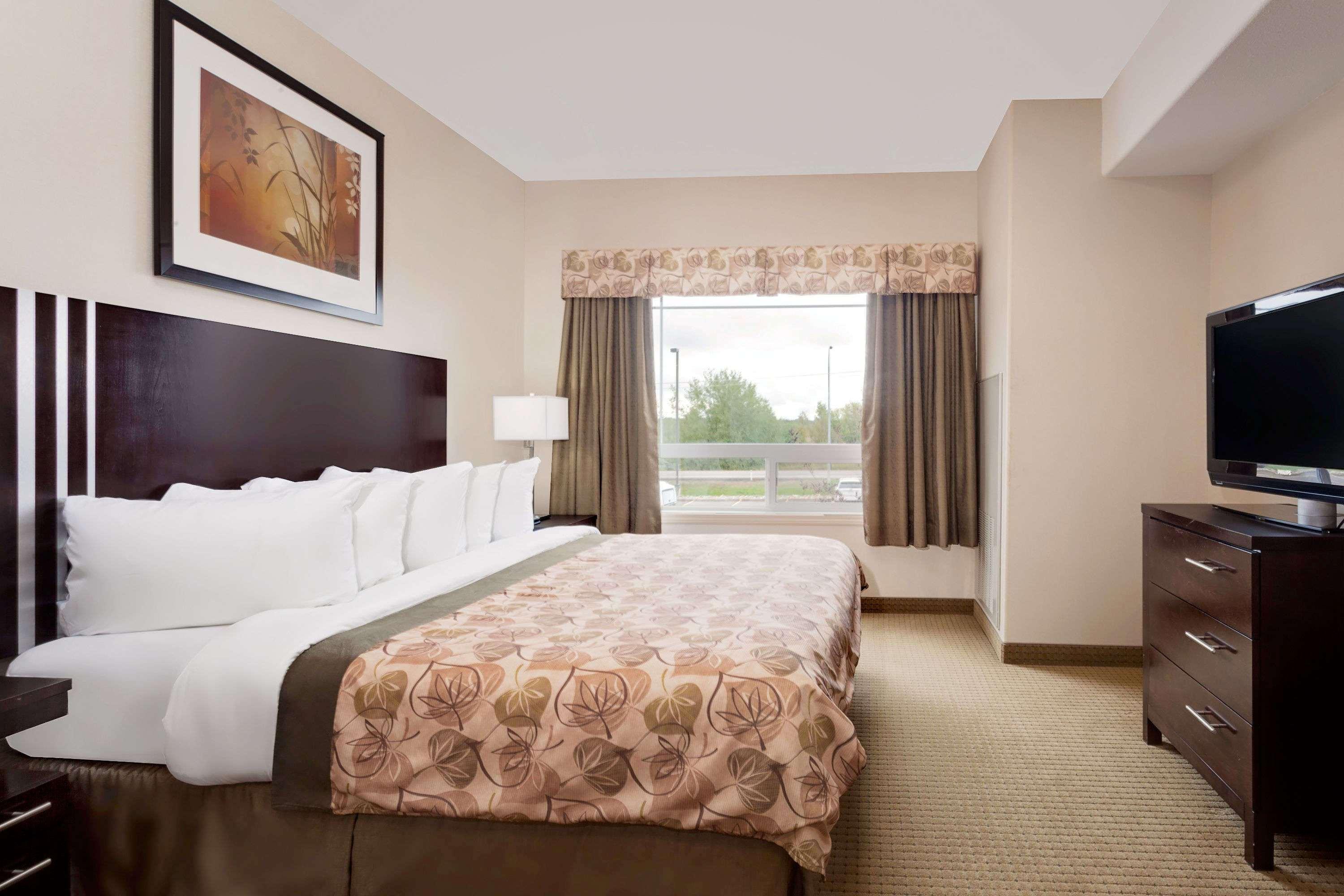 Ramada Lac La Biche — photo 4