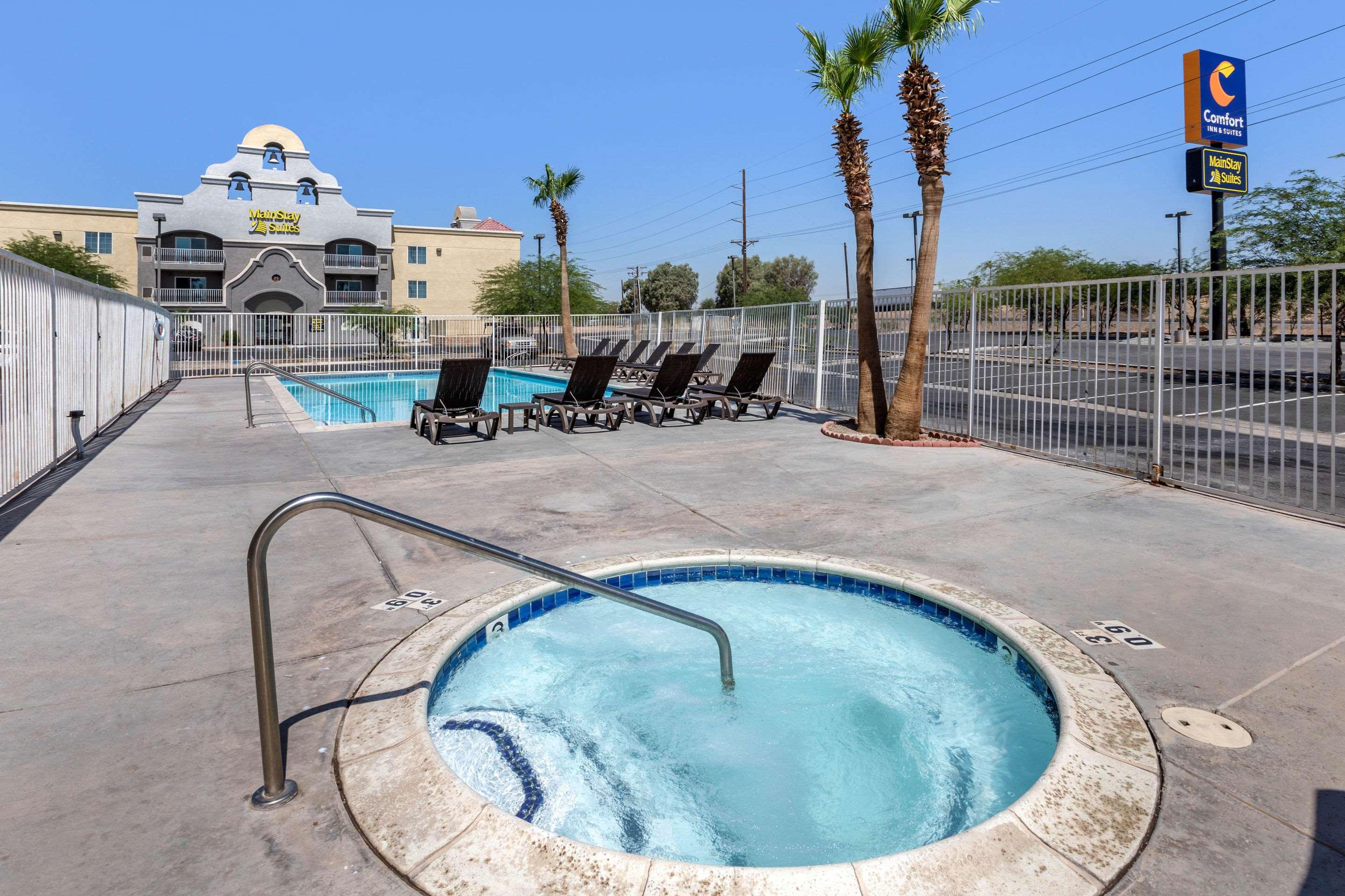 Comfort Inn & Suites El Centro I-8 — photo 4