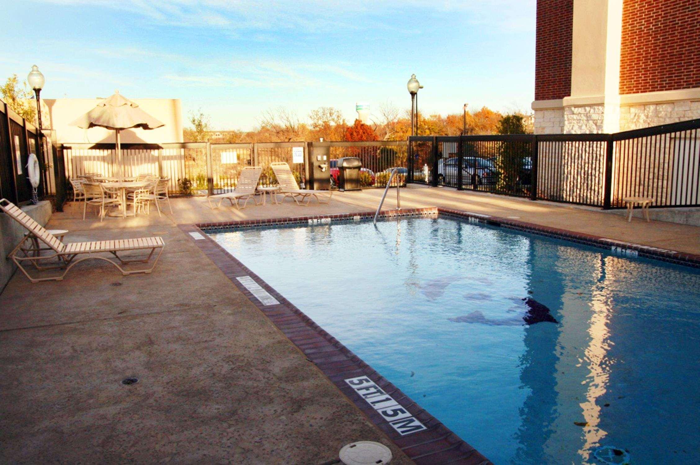 Hampton Inn Dallas Rockwall — photo 4