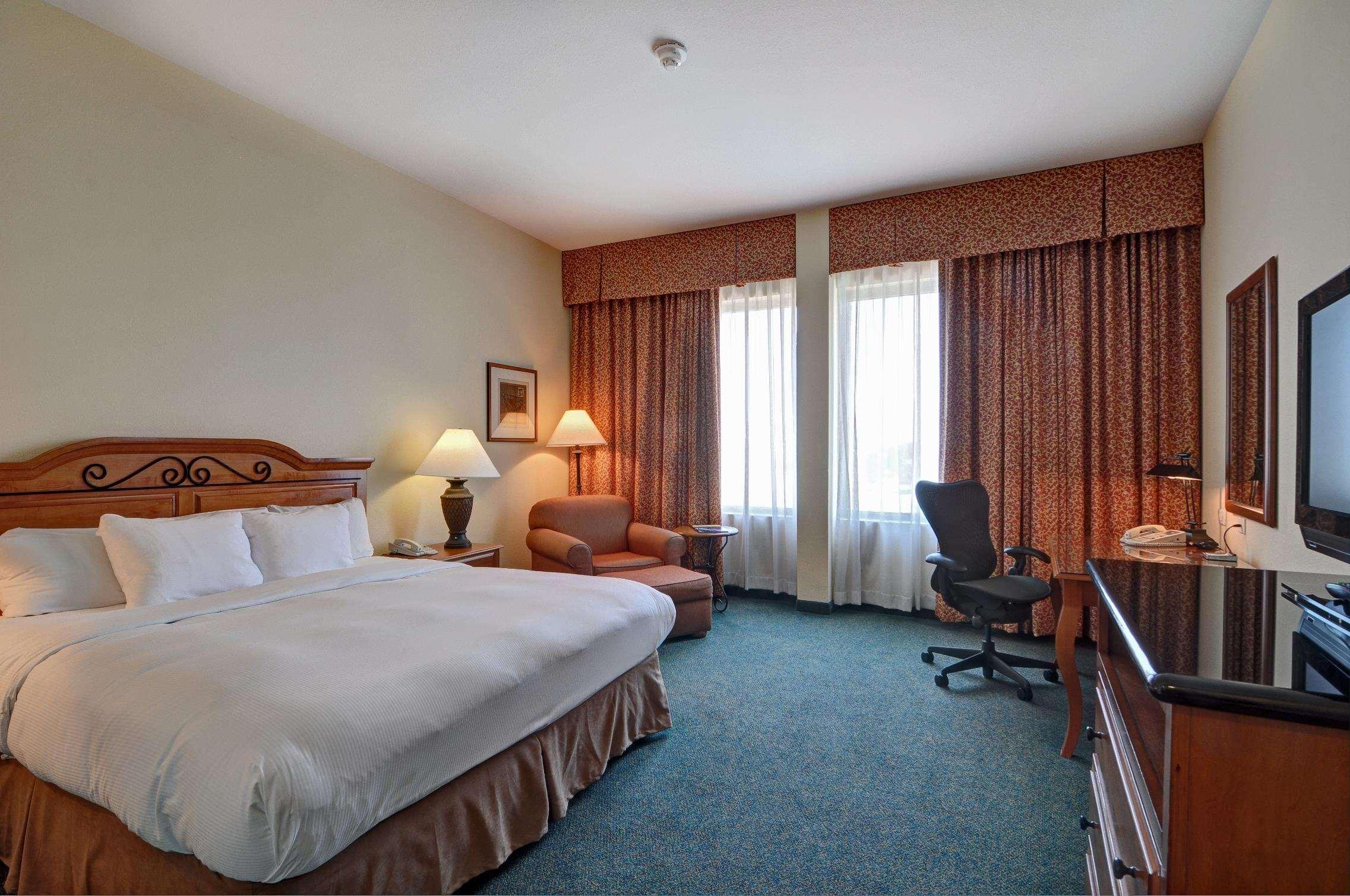 Hilton Austin Airport — photo 4