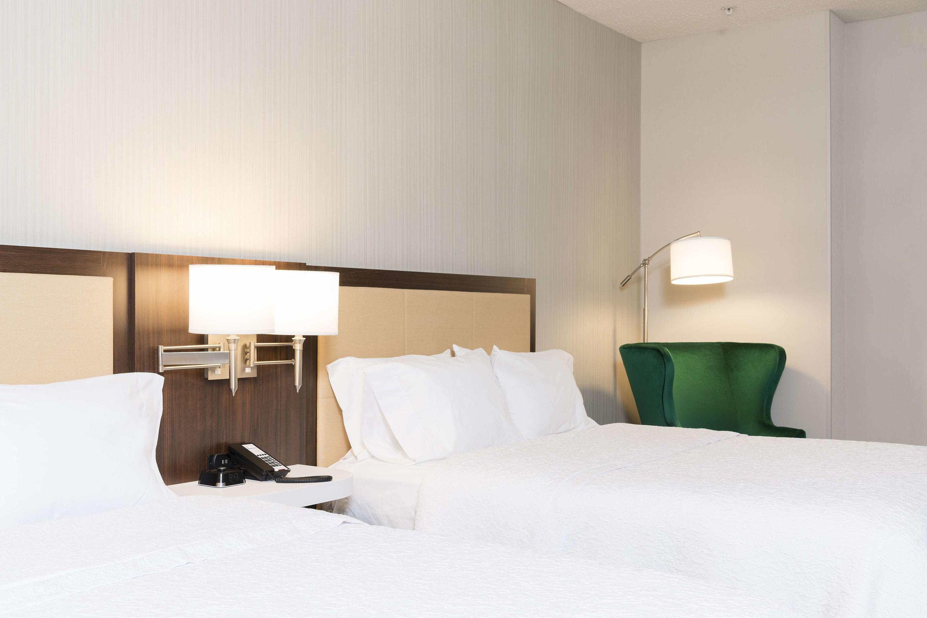 Hampton Inn & Suites Lansing/Okemos — photo 5