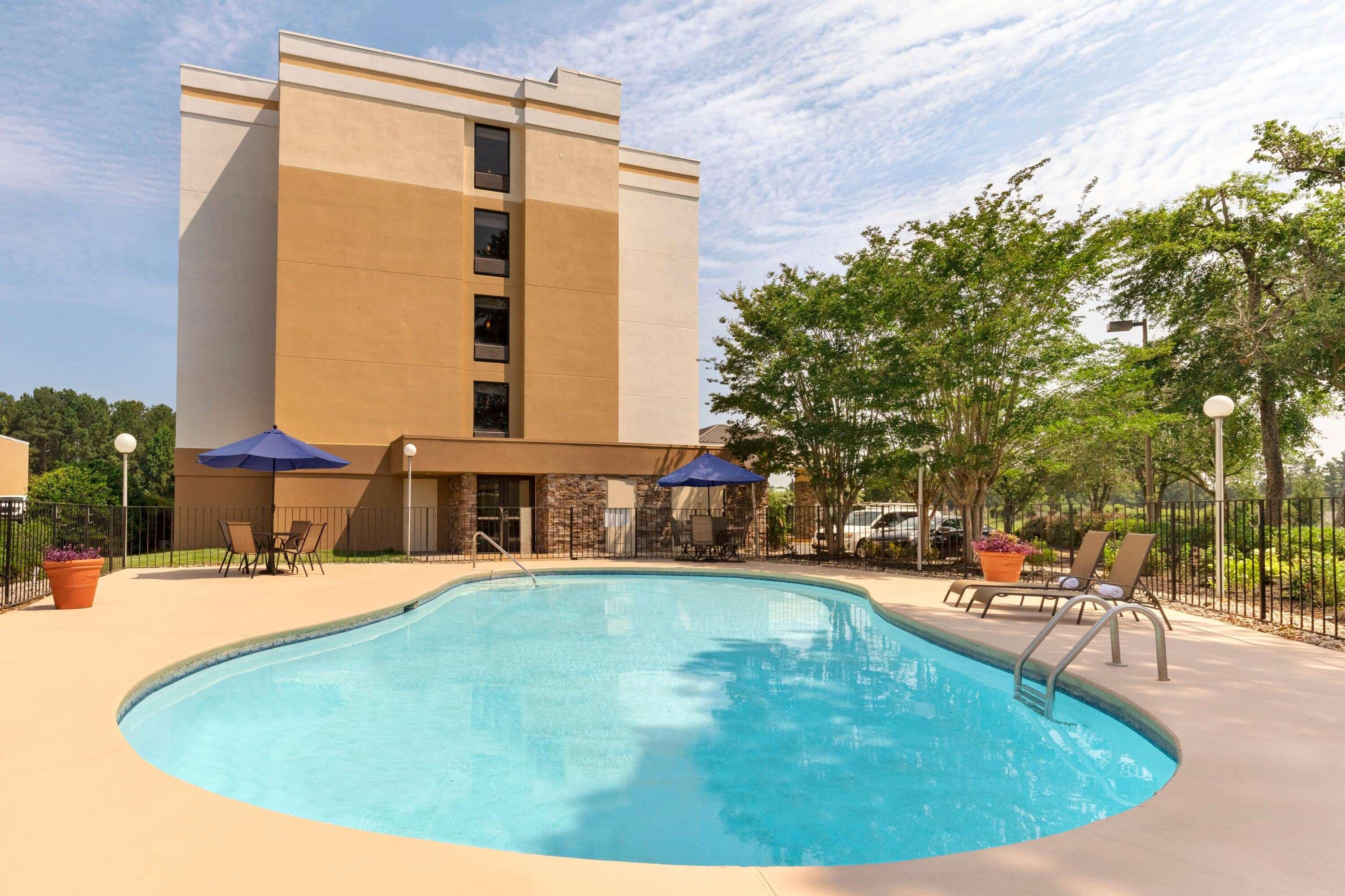 Baymont Inn & Suites Augusta West — photo 3