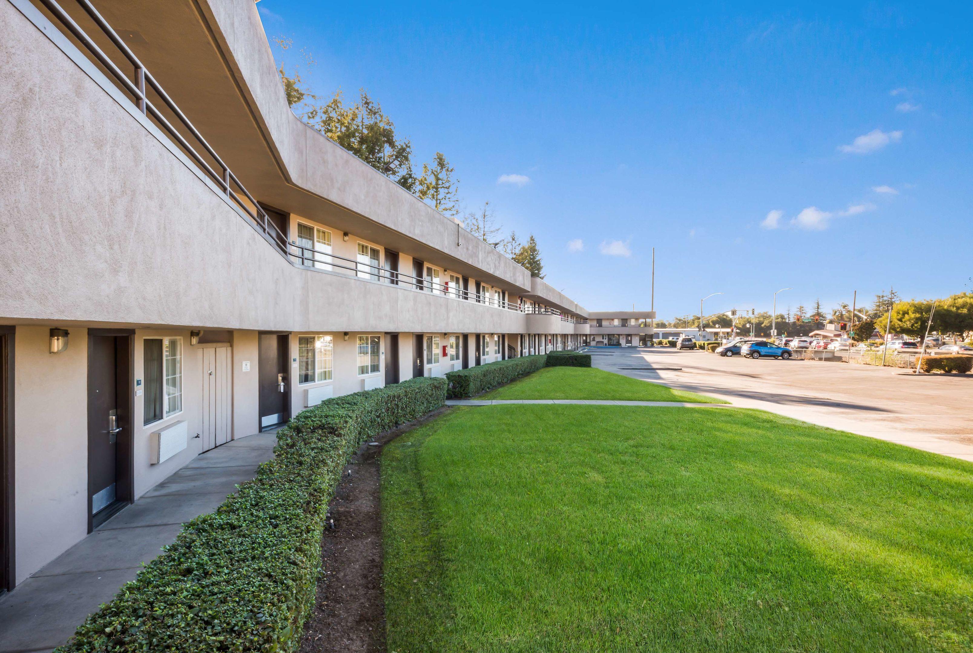 Americas Best Value Inn - Santa Rosa — photo 3