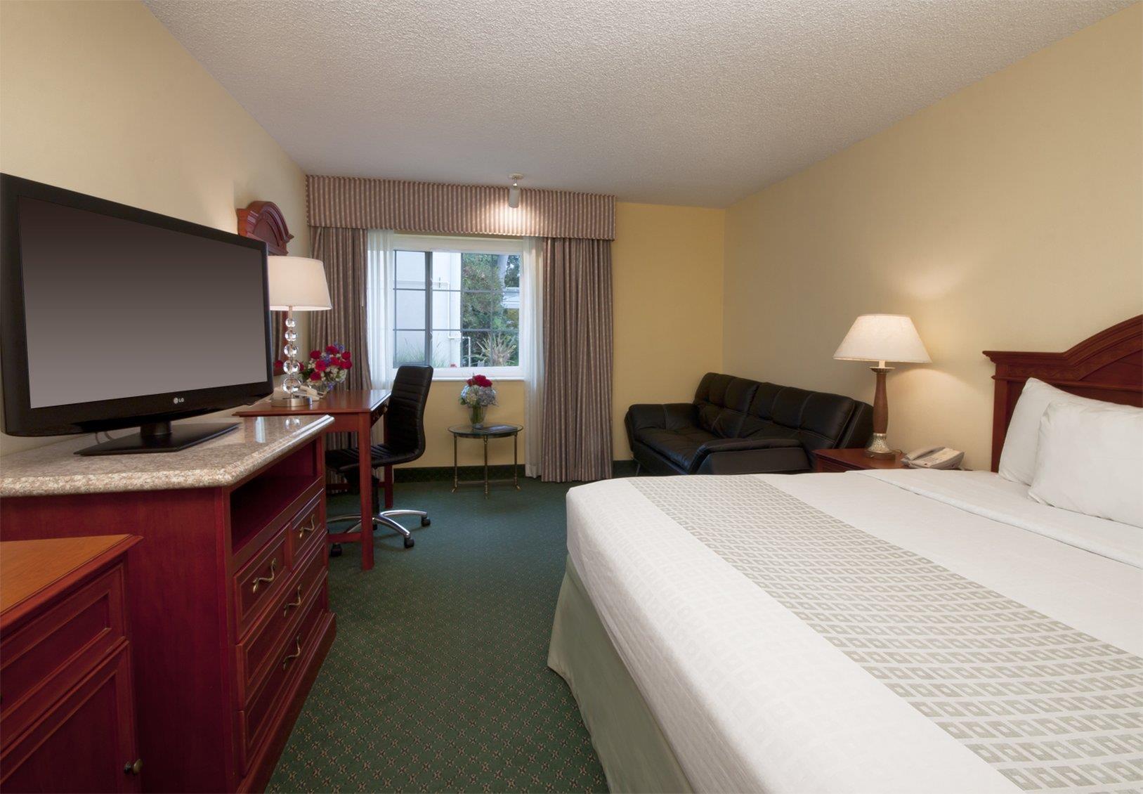 Biltmore Hotel & Suites - Santa Clara Hotel — photo 5