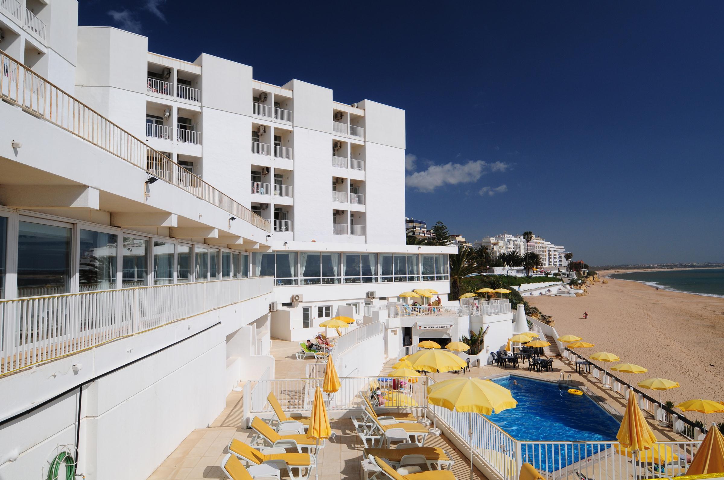 Holiday Inn Algarve - Armacao de Pera — photo 2