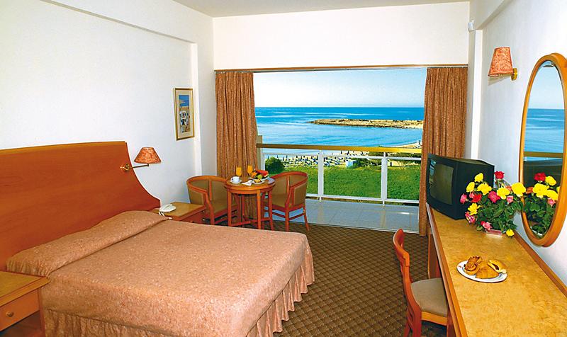 Asterias Beach — photo 5