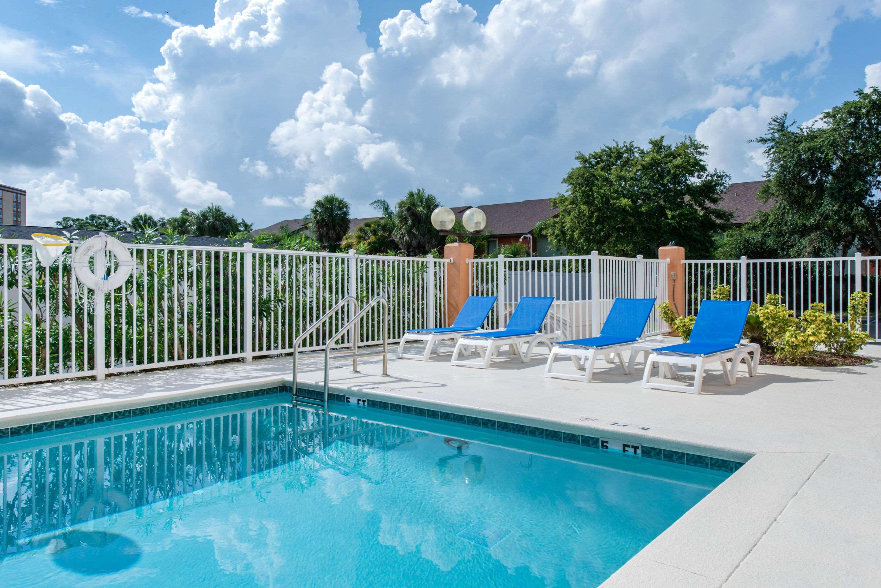 Comfort Inn Kissimmee — photo 5