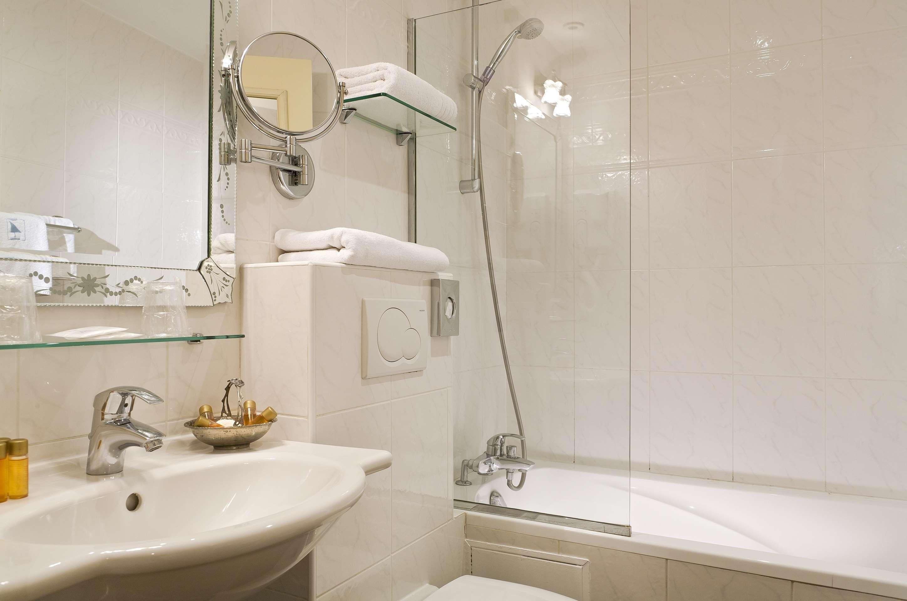 Timhotel Tour Montparnasse — photo 4