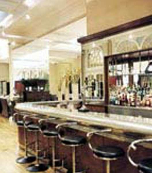 Radisson Blu Edwardian Grafton Hotel — photo 4
