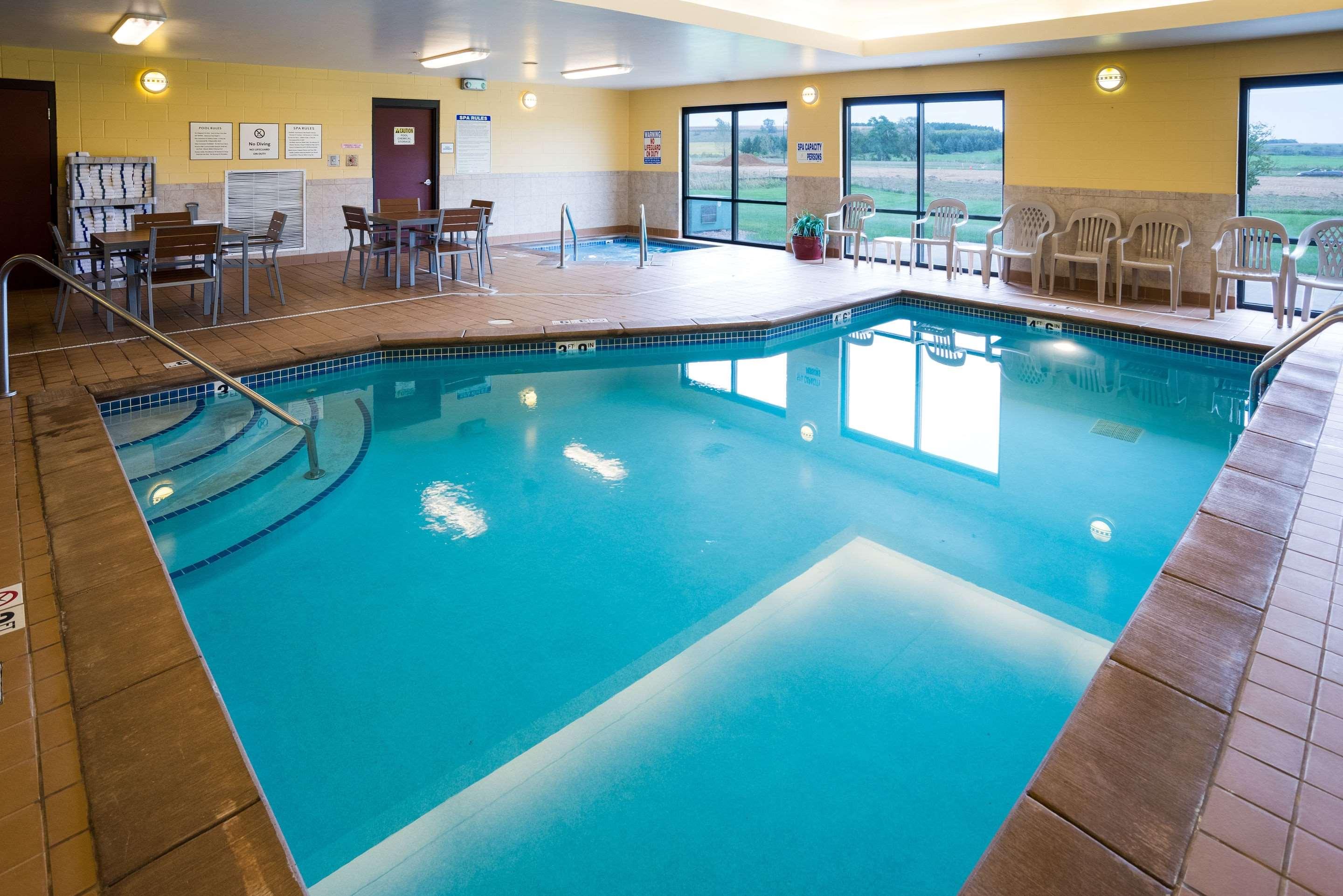 Comfort Suites Rochester — photo 4