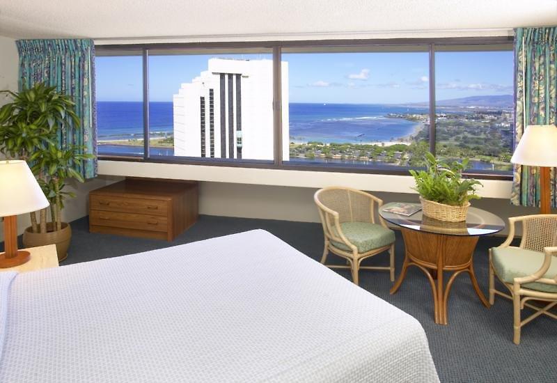 Marina Tower Waikiki — photo 4