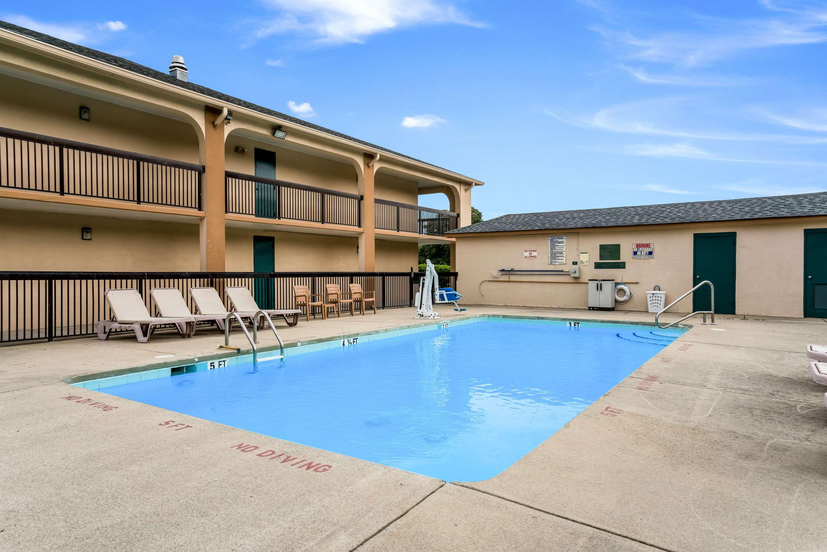 Quality Inn North — photo 4