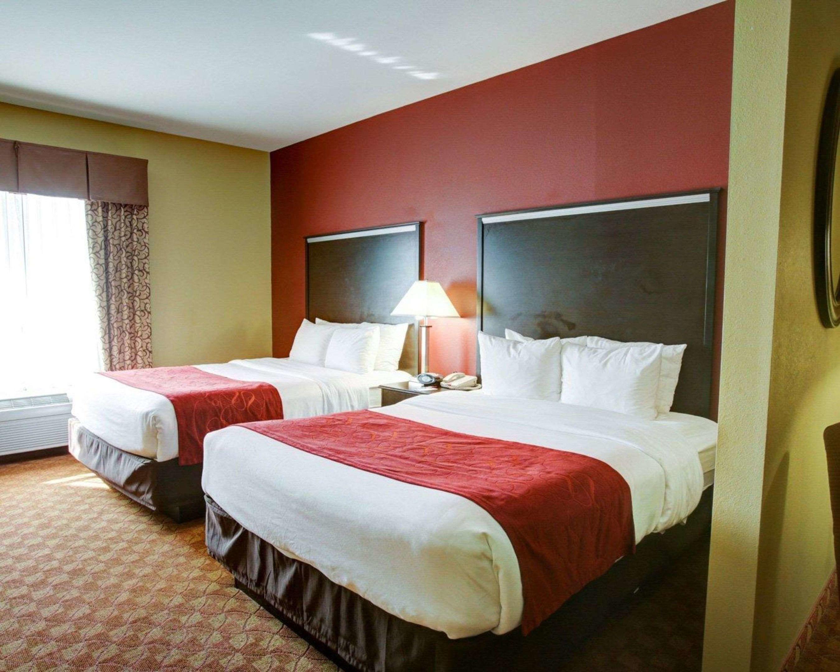 Comfort Suites Spring — photo 5