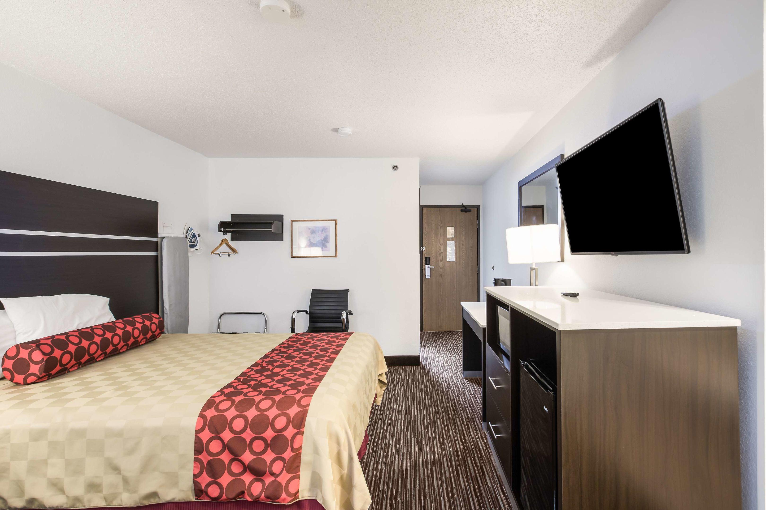 Americas Best Value Inn - Charlotte — photo 4
