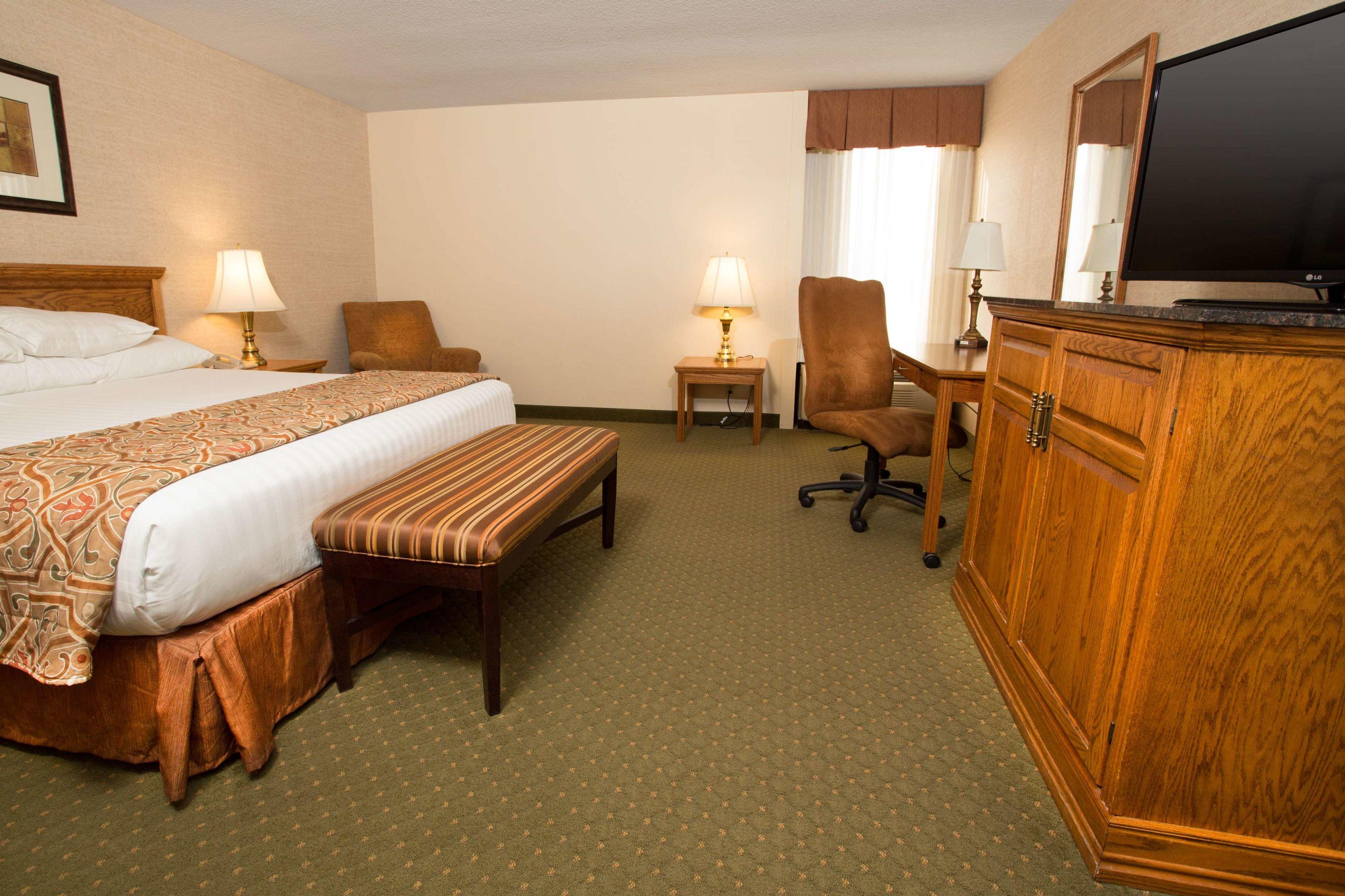 Pear Tree Inn Rolla — photo 4